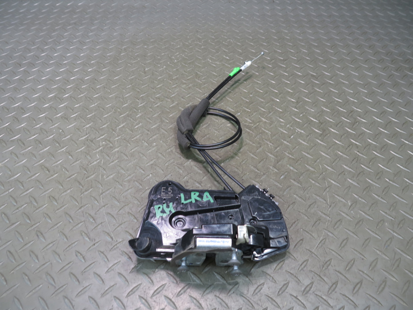 15-25 Lexus GSC16L RC350 RC300 Front Right Door Lock Latch Actuator w Cable OEM