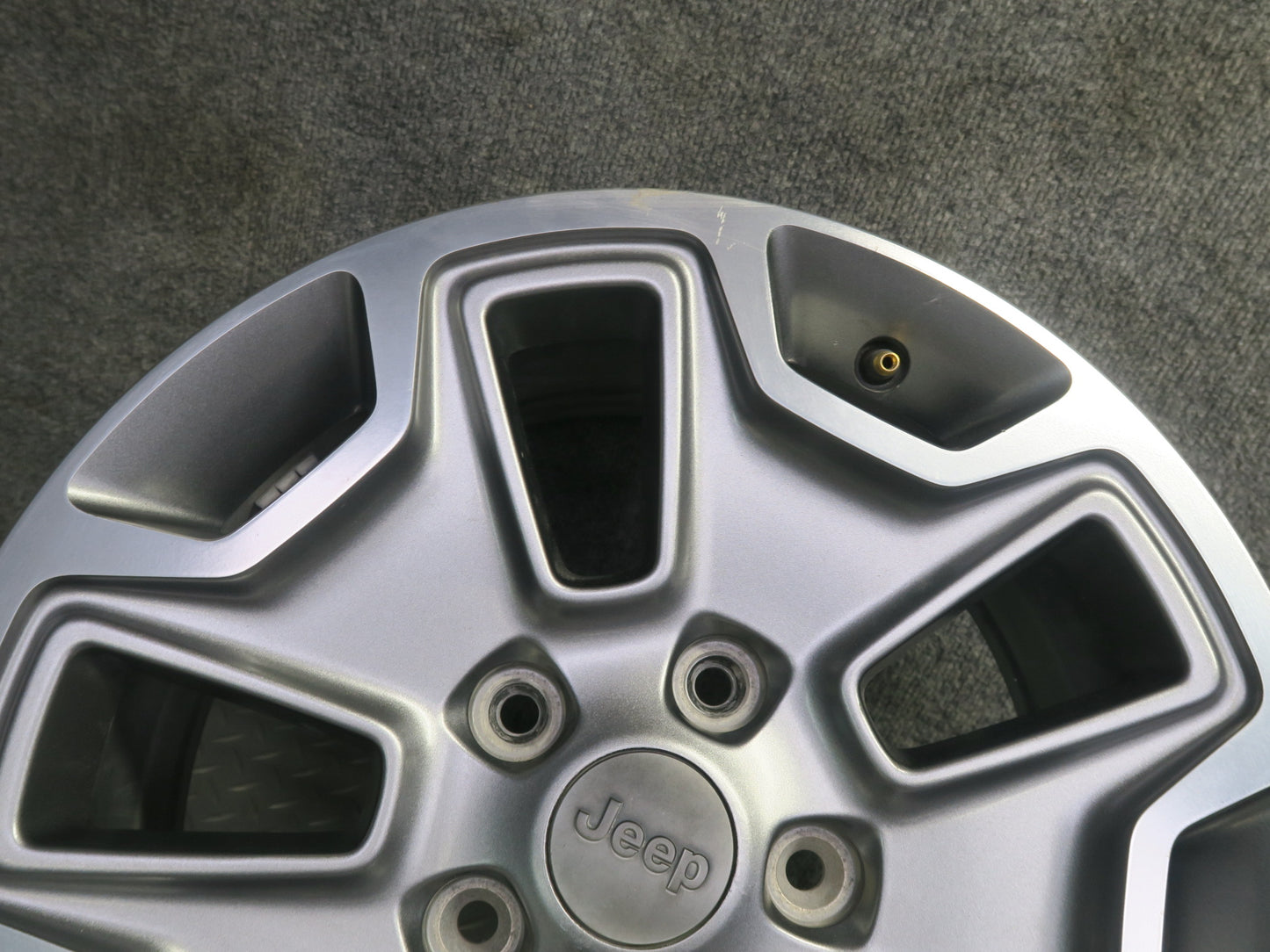 13-18 Jeep Wrangler JK Factory R17" Wheel Rim 17x7.5 ET44.45 Silver OEM