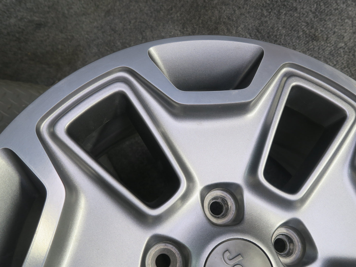 13-18 Jeep Wrangler JK Factory R17" Wheel Rim 17x7.5 ET44.45 Silver OEM