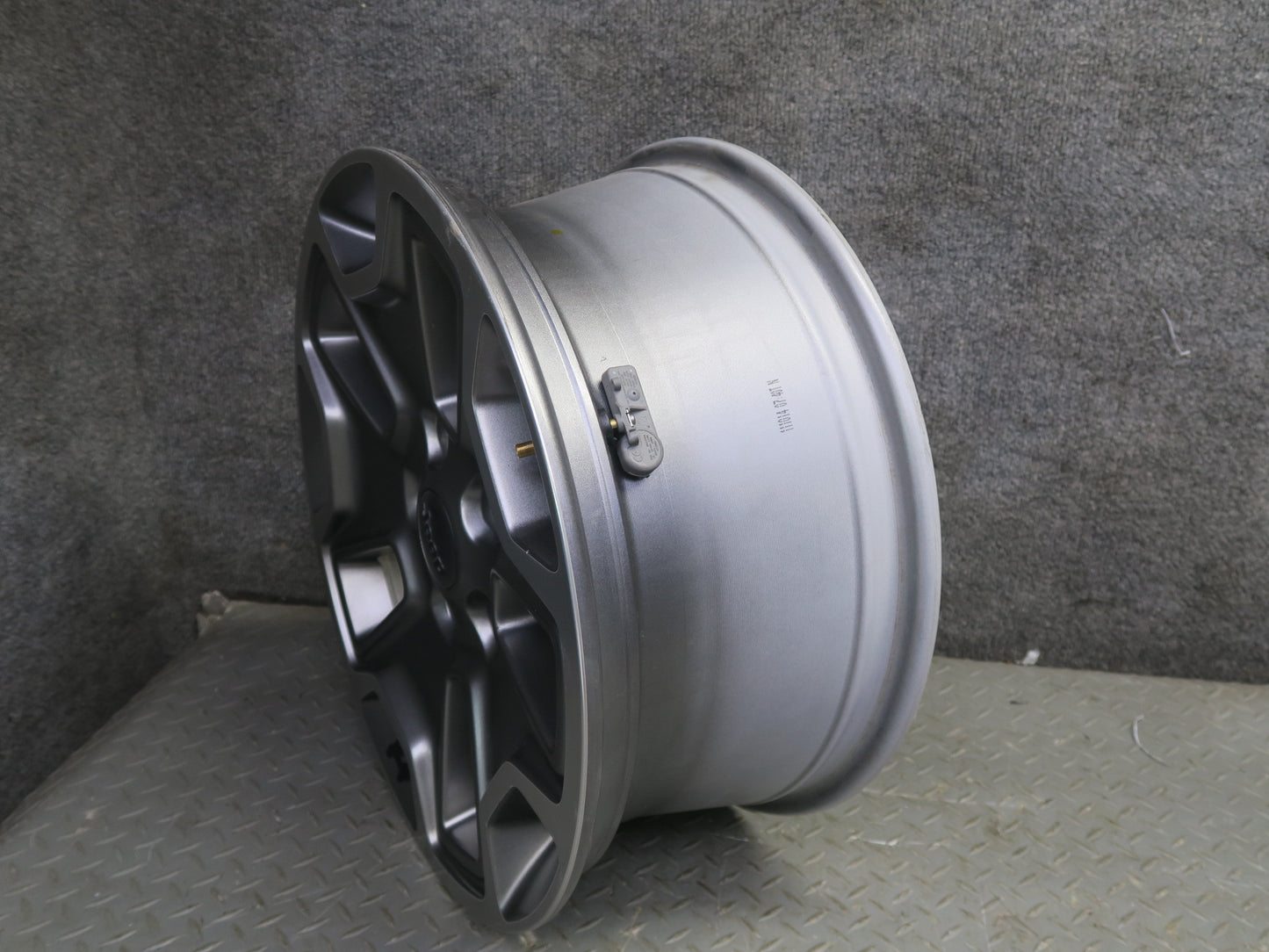 13-18 Jeep Wrangler JK Factory R17" Wheel Rim 17x7.5 ET44.45 Silver OEM