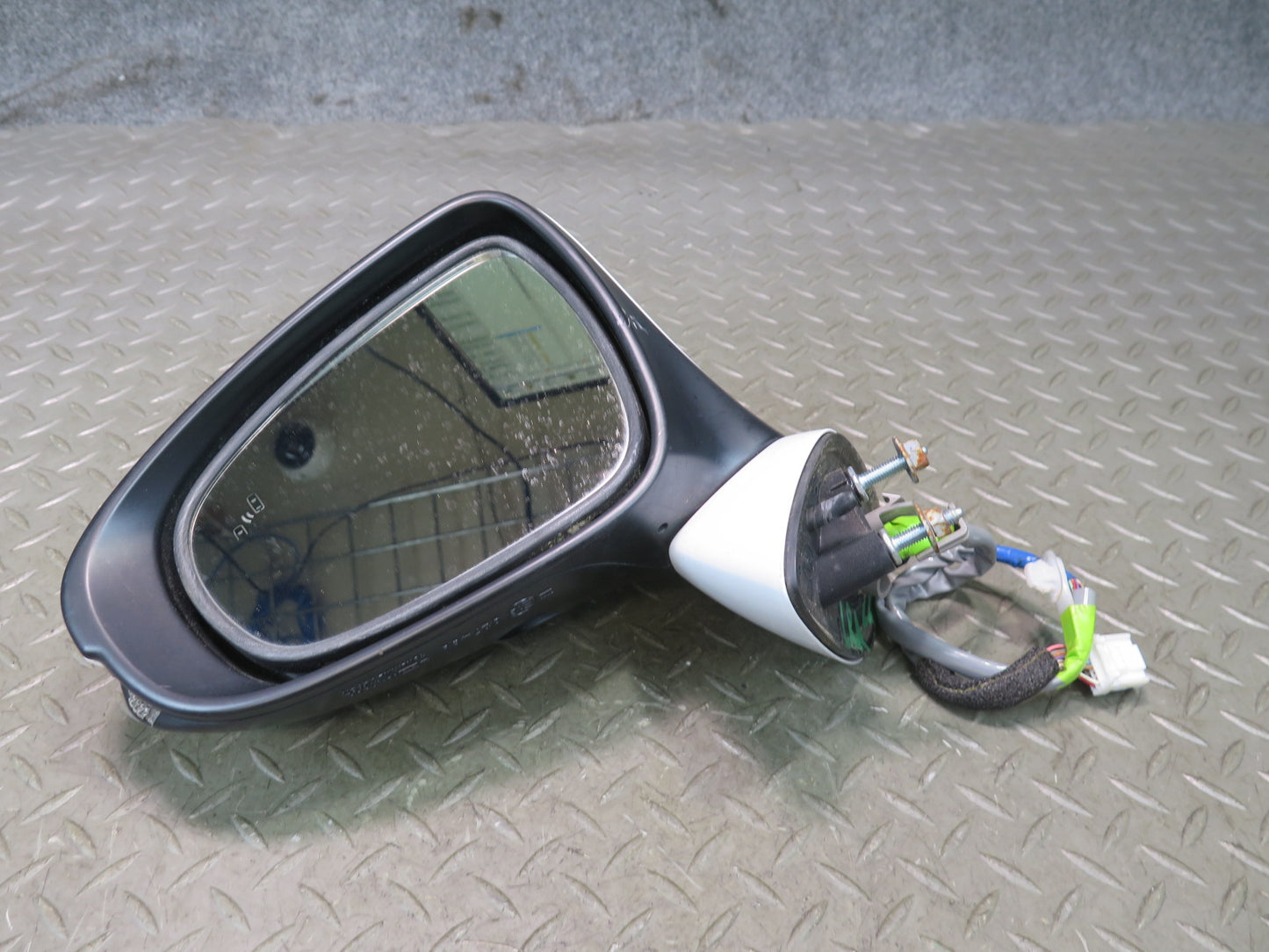 15-18 Lexus GSC16L RC300 F-sport Left Door Side View Heated Exterior Mirror OEM