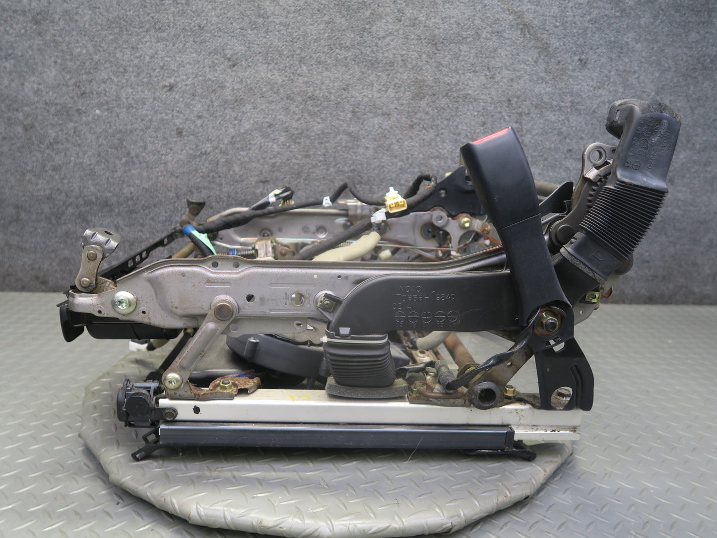 01-03 Lexus UCF30L LS430 Front Right Passenger Seat Track Rail Frame OEM