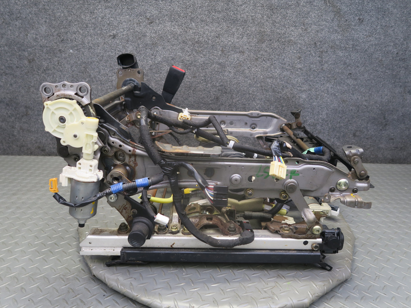 01-03 Lexus UCF30L LS430 Front Right Passenger Seat Track Rail Frame OEM