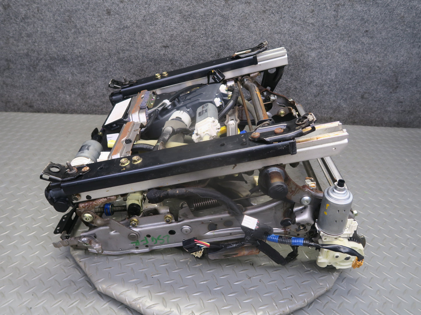 01-03 Lexus UCF30L LS430 Front Right Passenger Seat Track Rail Frame OEM