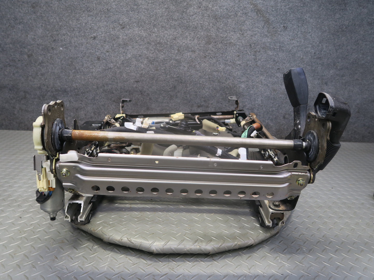 01-03 Lexus UCF30L LS430 Front Left Driver Seat Track Rail Frame OEM
