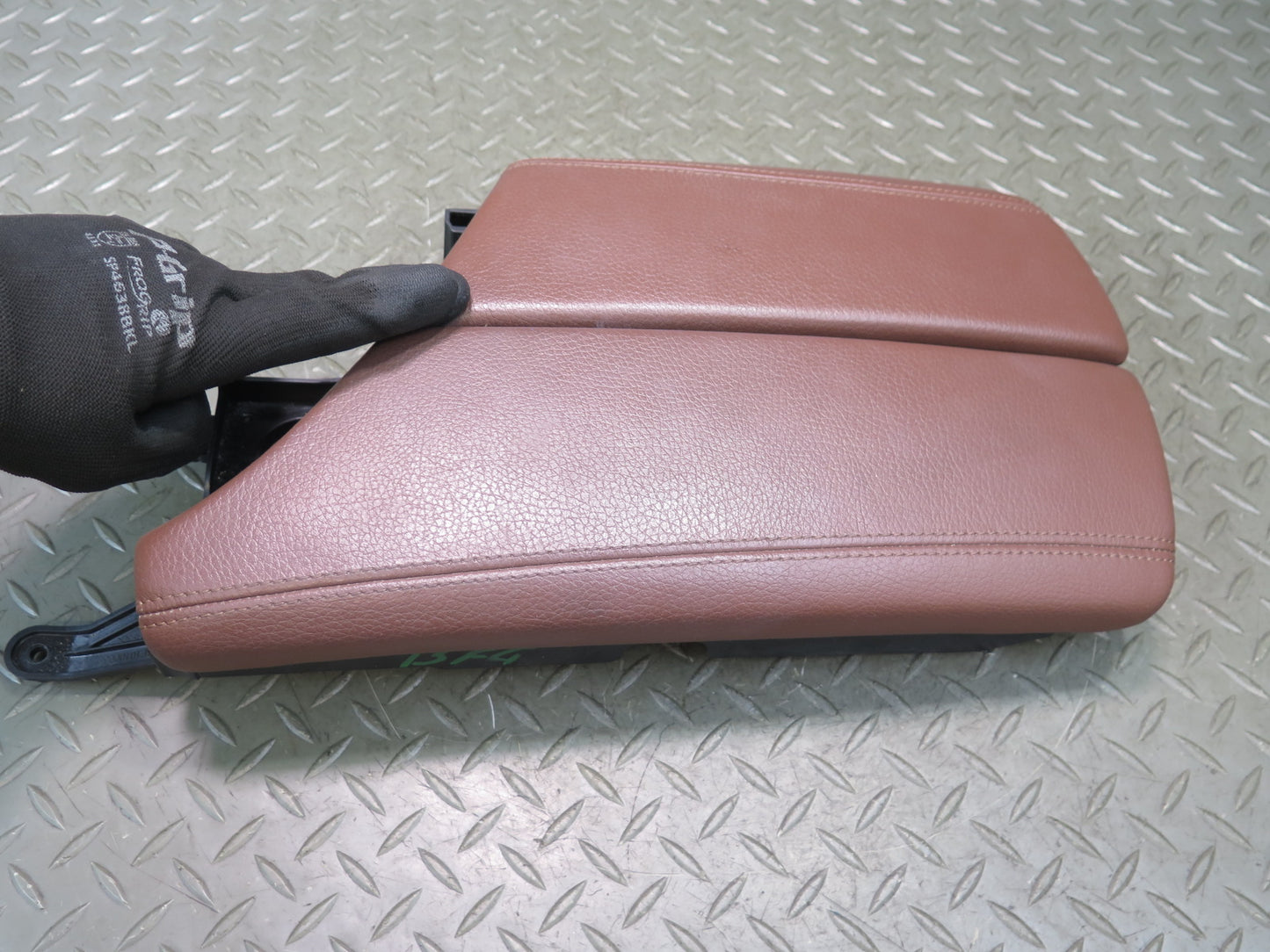 11-16 BMW F10 5-SERIES 550i Center Console Armrest Lid Cover Leather Brown OEM