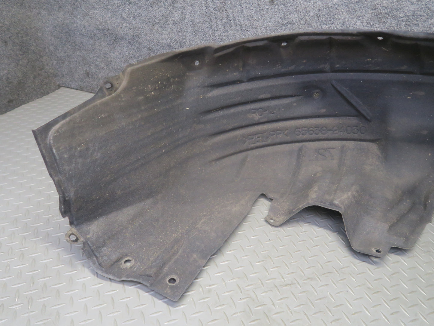 15-20 Lexus GSC16L RC350 RC300 Rear Left Fender Liner Splash Shield Guard OEM