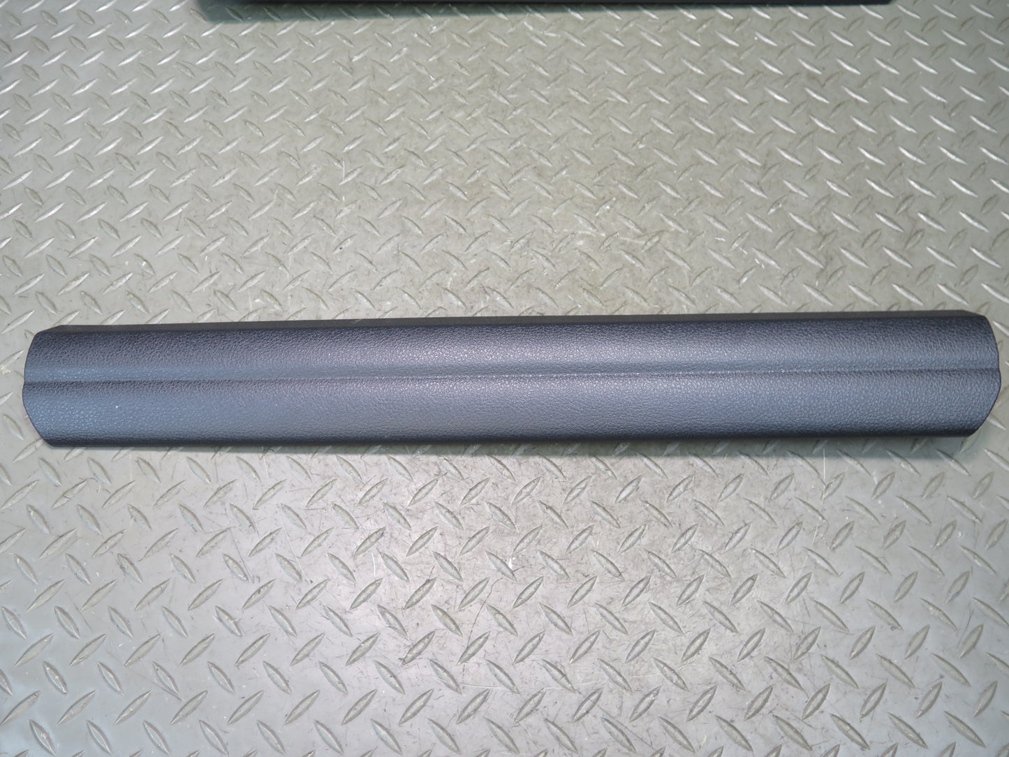11-16 BMW F10 550iX Set of 2 Front Left & Right Door Sill Trim Cover Black OEM