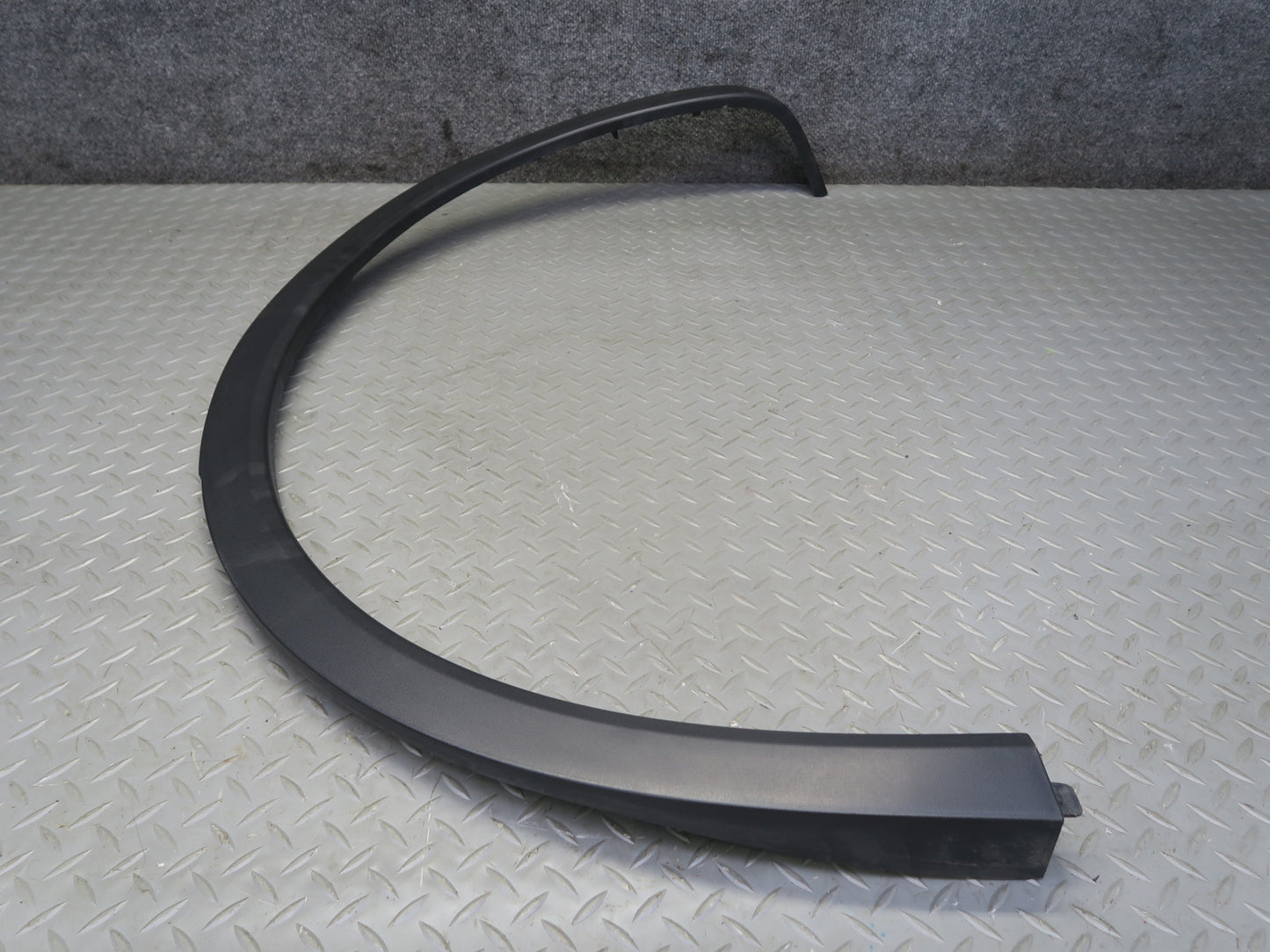 11-18 Porsche Cayenne 958 Rear Left & Right Wheel Fender Flare Trim Molding Set