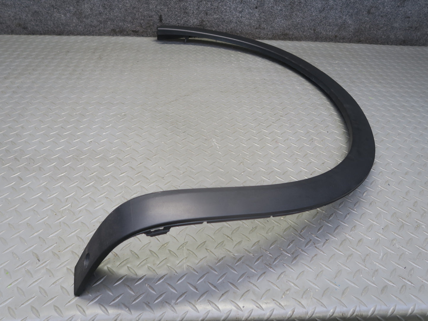 11-18 Porsche Cayenne 958 Rear Left & Right Wheel Fender Flare Trim Molding Set