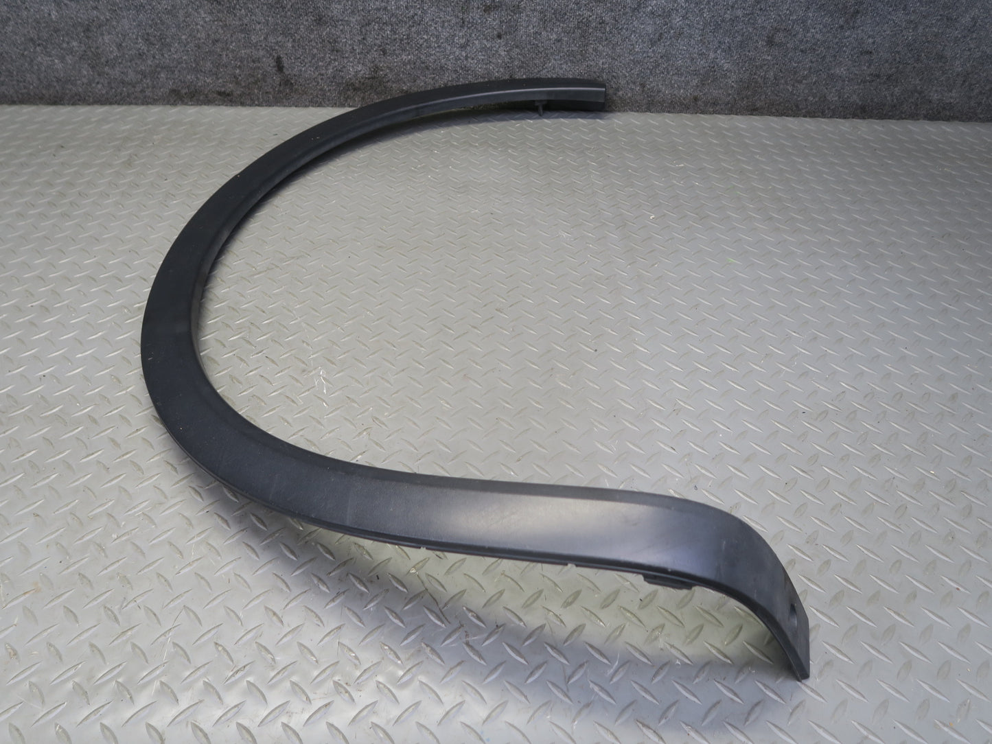11-18 Porsche Cayenne 958 Rear Left & Right Wheel Fender Flare Trim Molding Set