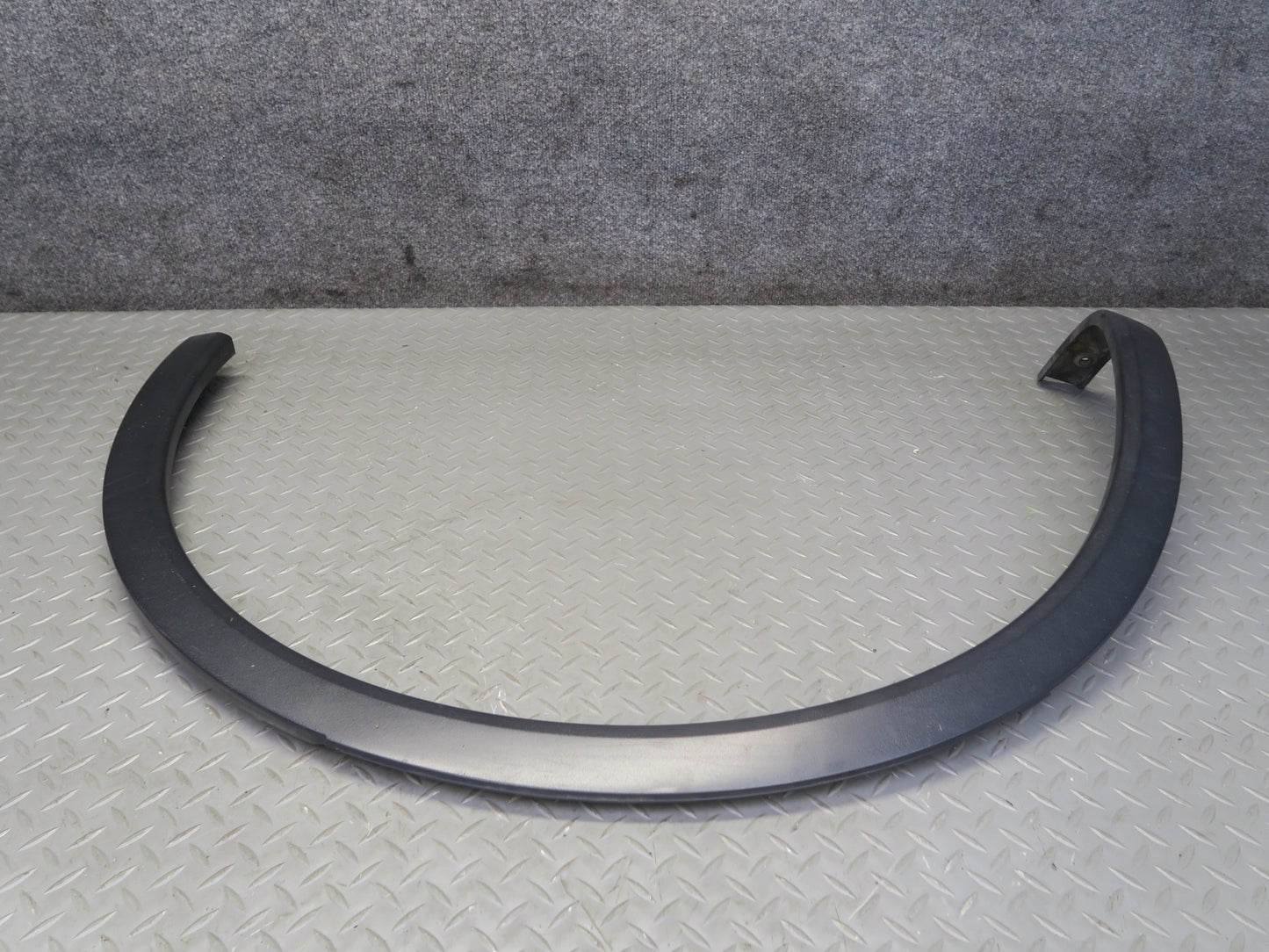 11-18 Porsche Cayenne 958 Rear Left & Right Wheel Fender Flare Trim Molding Set