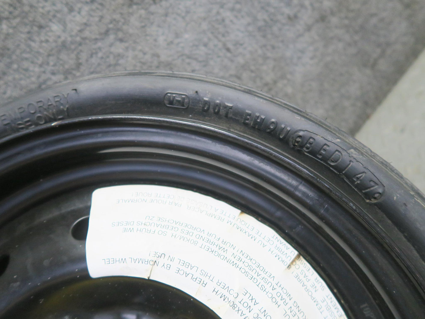 84-89 Nissan Z31 300ZX Spare R15" Tire Wheel 15x5J 155/90 40300-05P20 OEM