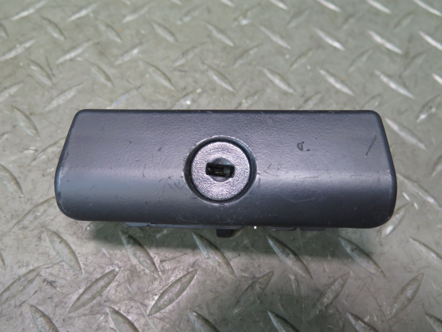 2005 BMW E46 330ci A/T Conv DME ECU Ignition Door Trunk Glove Lock KEY Set OEM