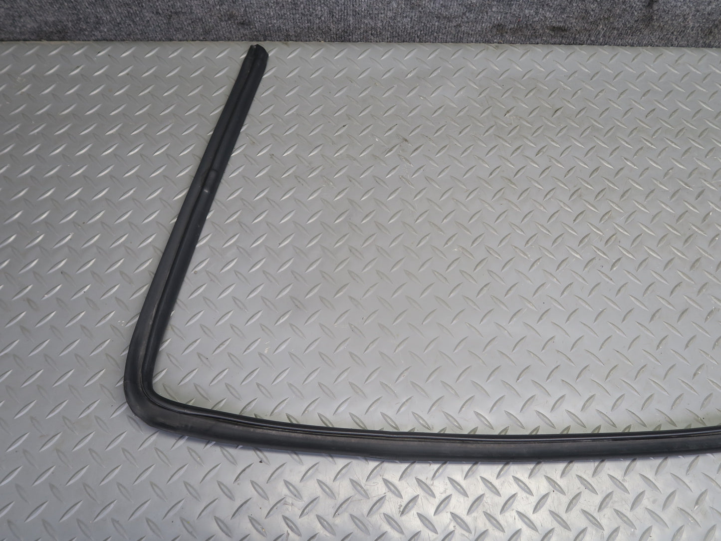92-00 Lexus JZZ31L SC400 SC300 Set of 2 Left & Right Door Weatherstrip Seal OEM