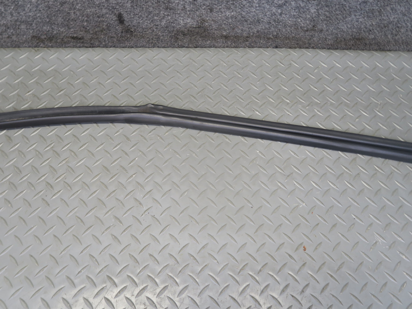 92-00 Lexus JZZ31L SC400 SC300 Set of 2 Left & Right Door Weatherstrip Seal OEM