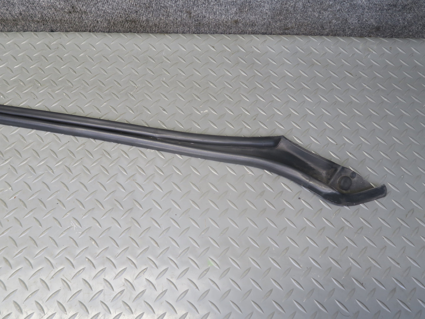 92-00 Lexus JZZ31L SC400 SC300 Set of 2 Left & Right Door Weatherstrip Seal OEM