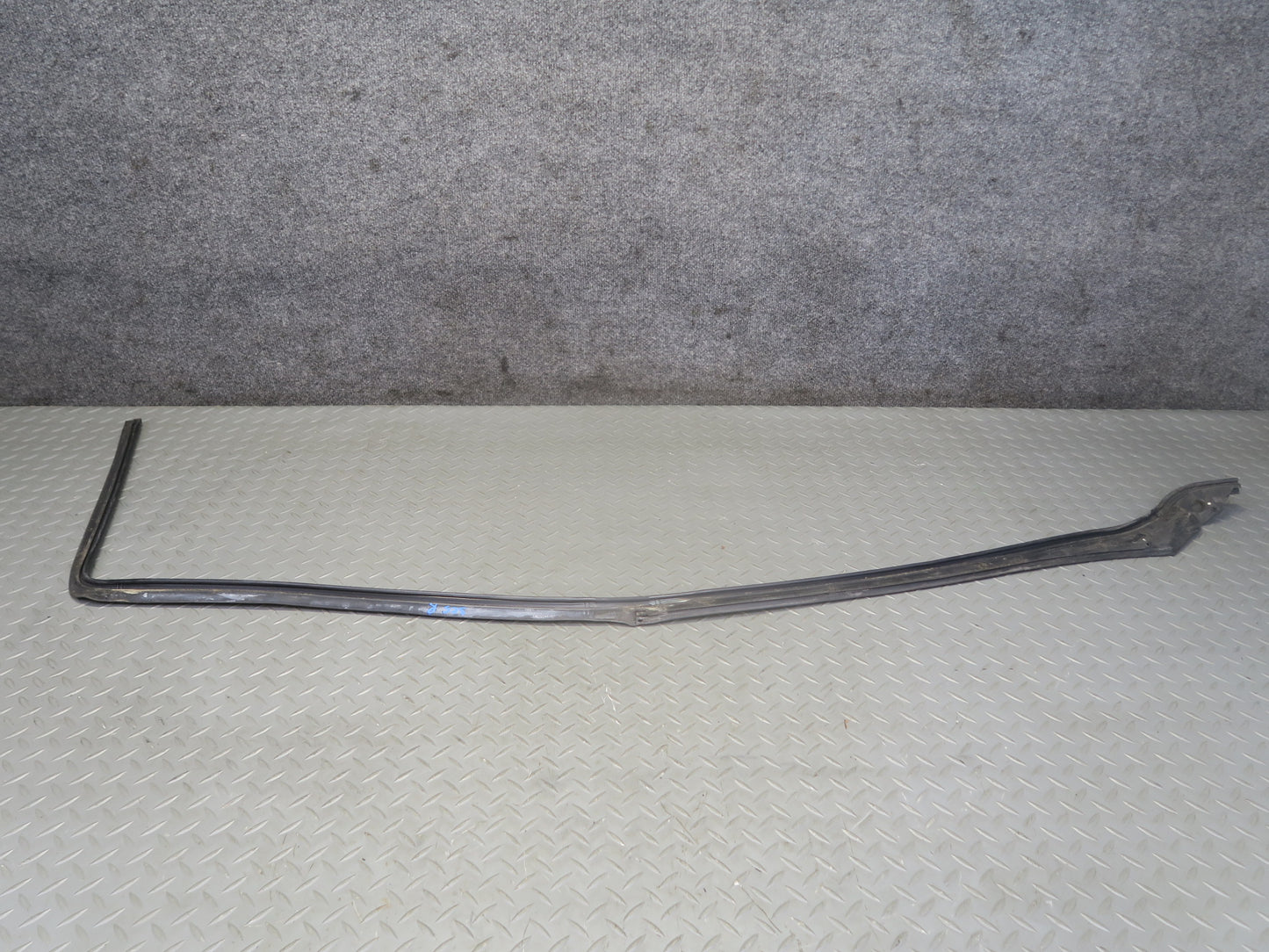 92-00 Lexus JZZ31L SC400 SC300 Set of 2 Left & Right Door Weatherstrip Seal OEM