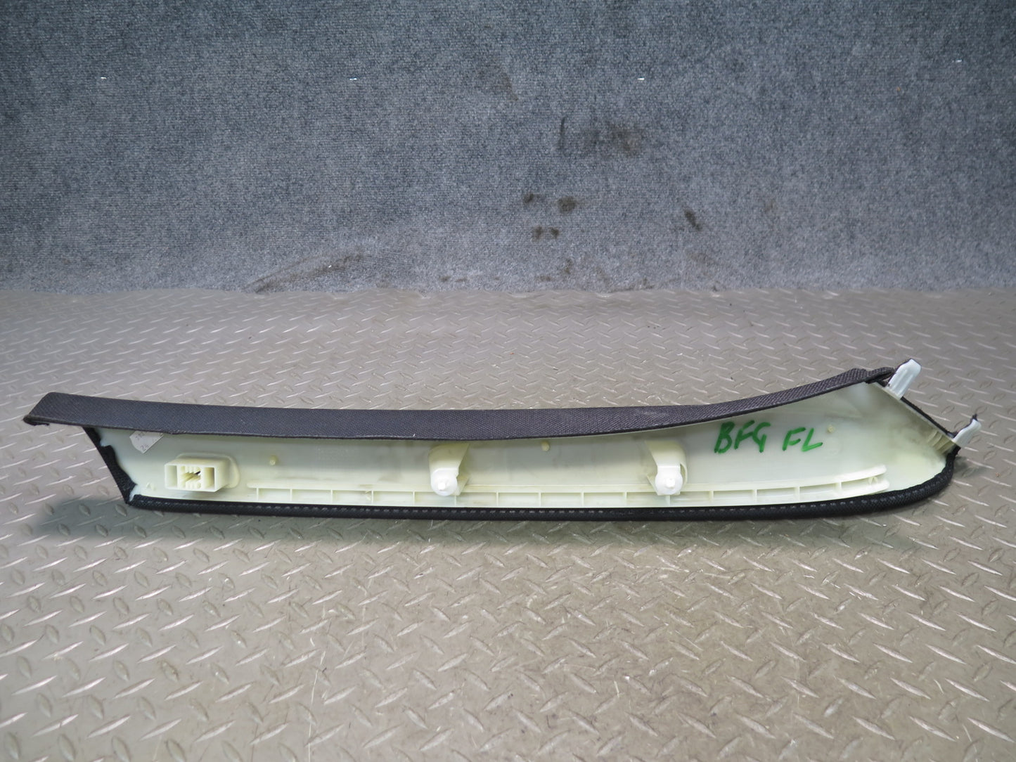 11-16 BMW F10 550i Set of 2 Front Interior A Pillar Trim Cover Panel Black OEM