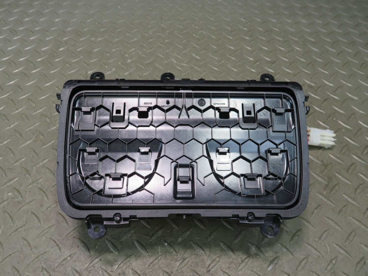11-16 BMW F10 528I 535I 550i Front Center Console CUP Holder Assembly OEM
