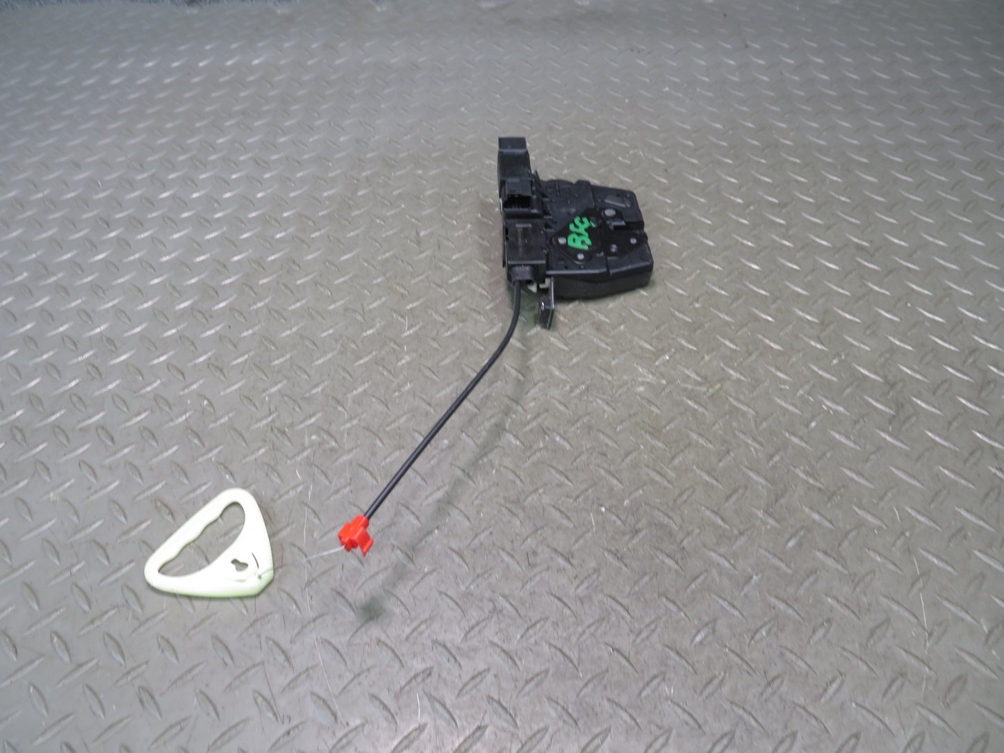 11-16 BMW F07 F10 550iX Rear Trunk Lid Lock Latch Actuator 7269543 OEM