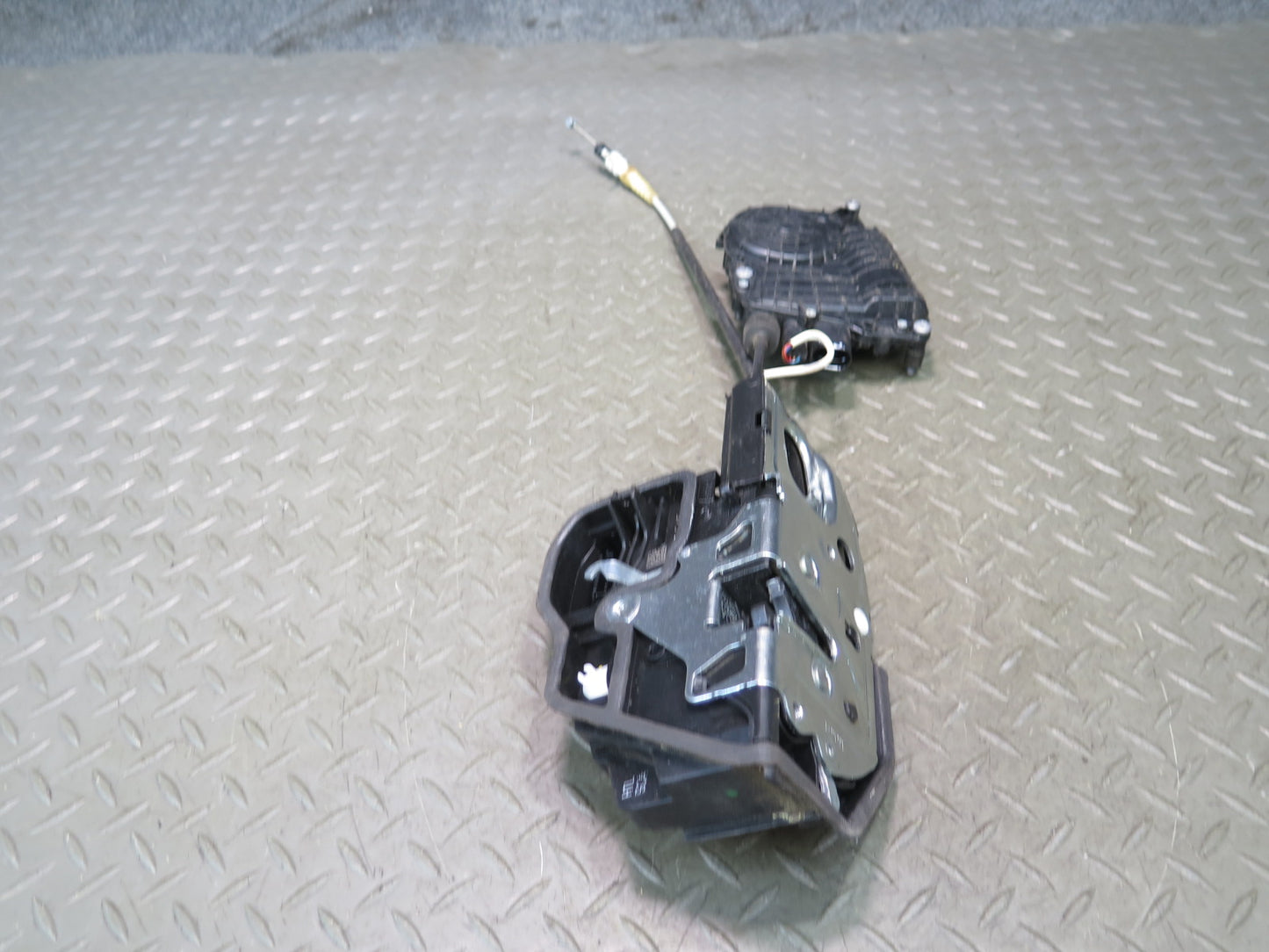 11-16 BMW F10 550iX Front Left Door Lock Latch Actuator w Soft Close OEM