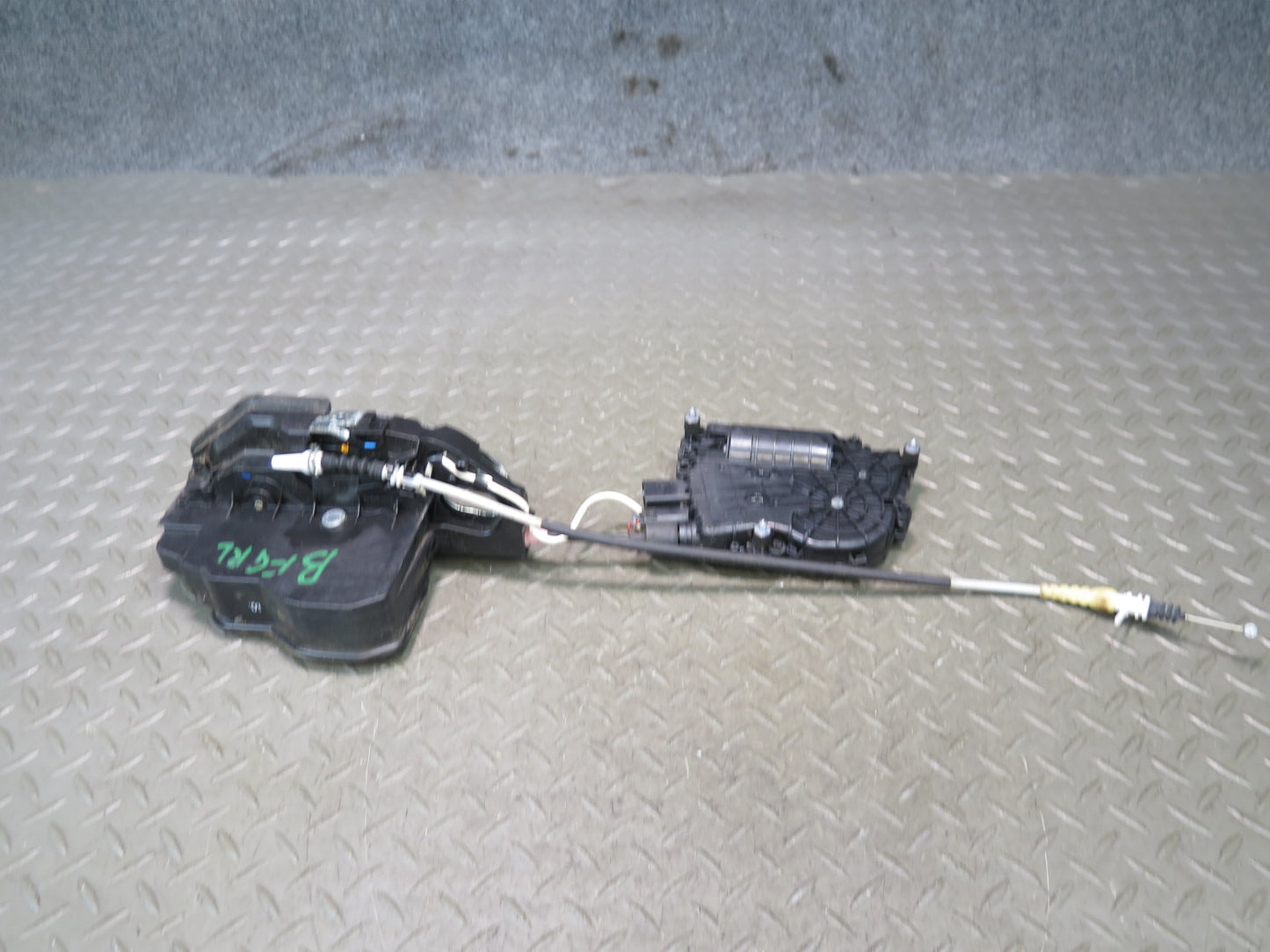11-16 BMW F10 550iX Front Left Door Lock Latch Actuator w Soft Close OEM