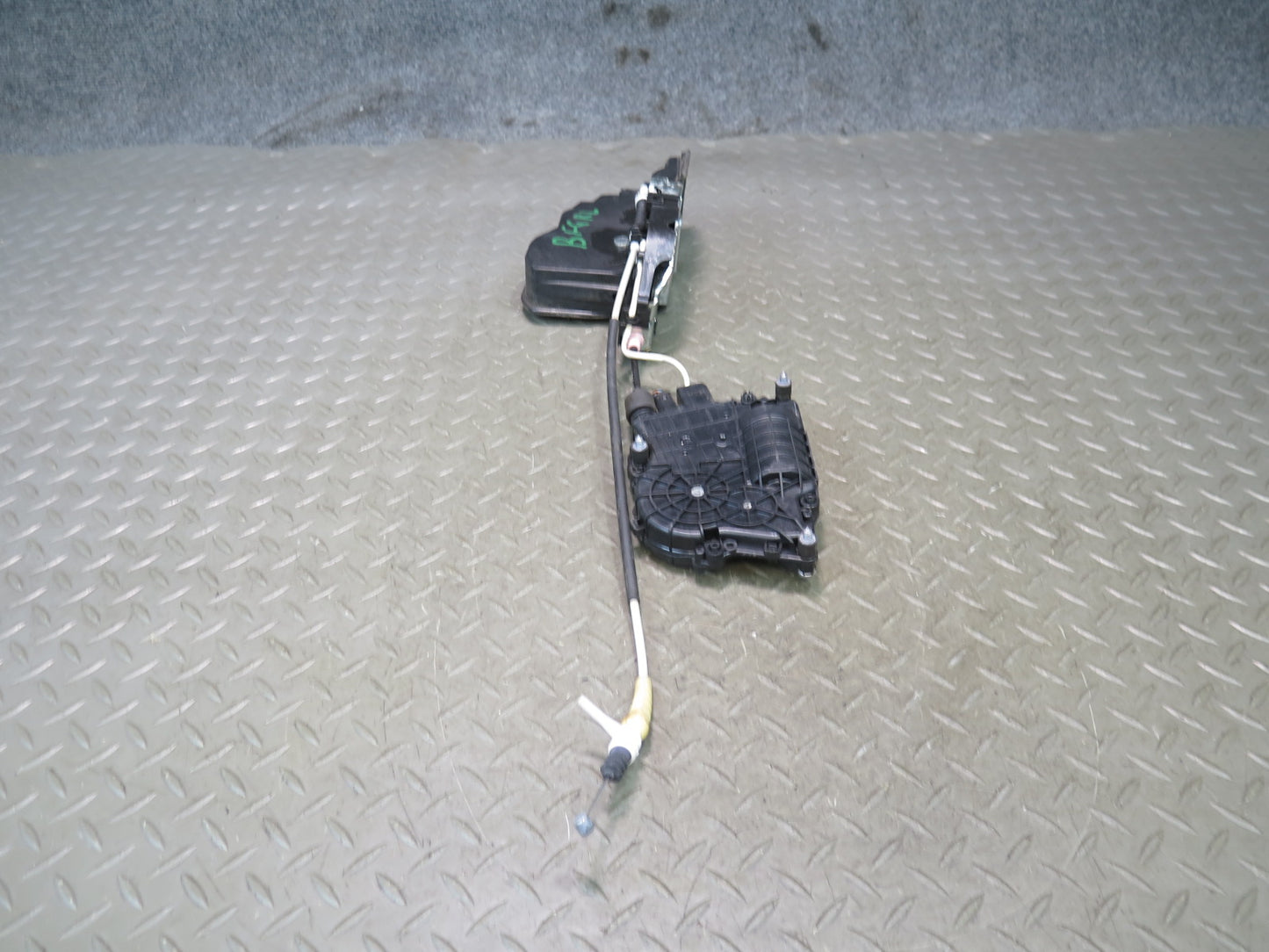 11-16 BMW F10 550iX Front Left Door Lock Latch Actuator w Soft Close OEM