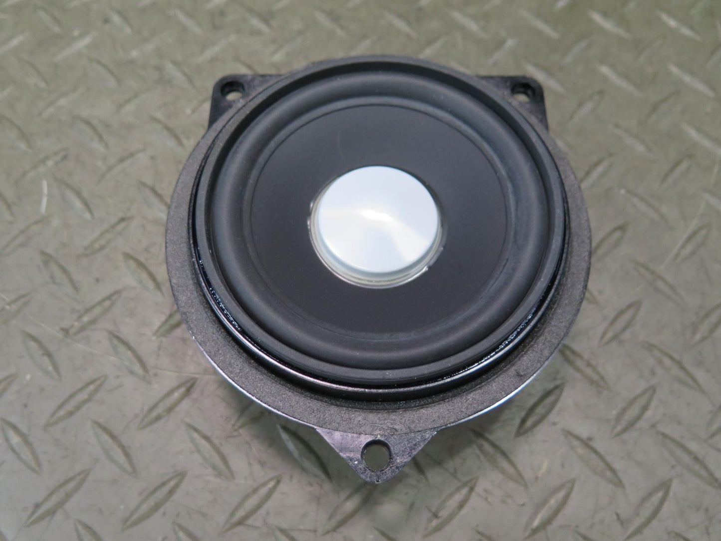 11-16 BMW F10 550iX Set of 2 Front Left & Right TOP Hi-fi MID Range Speaker