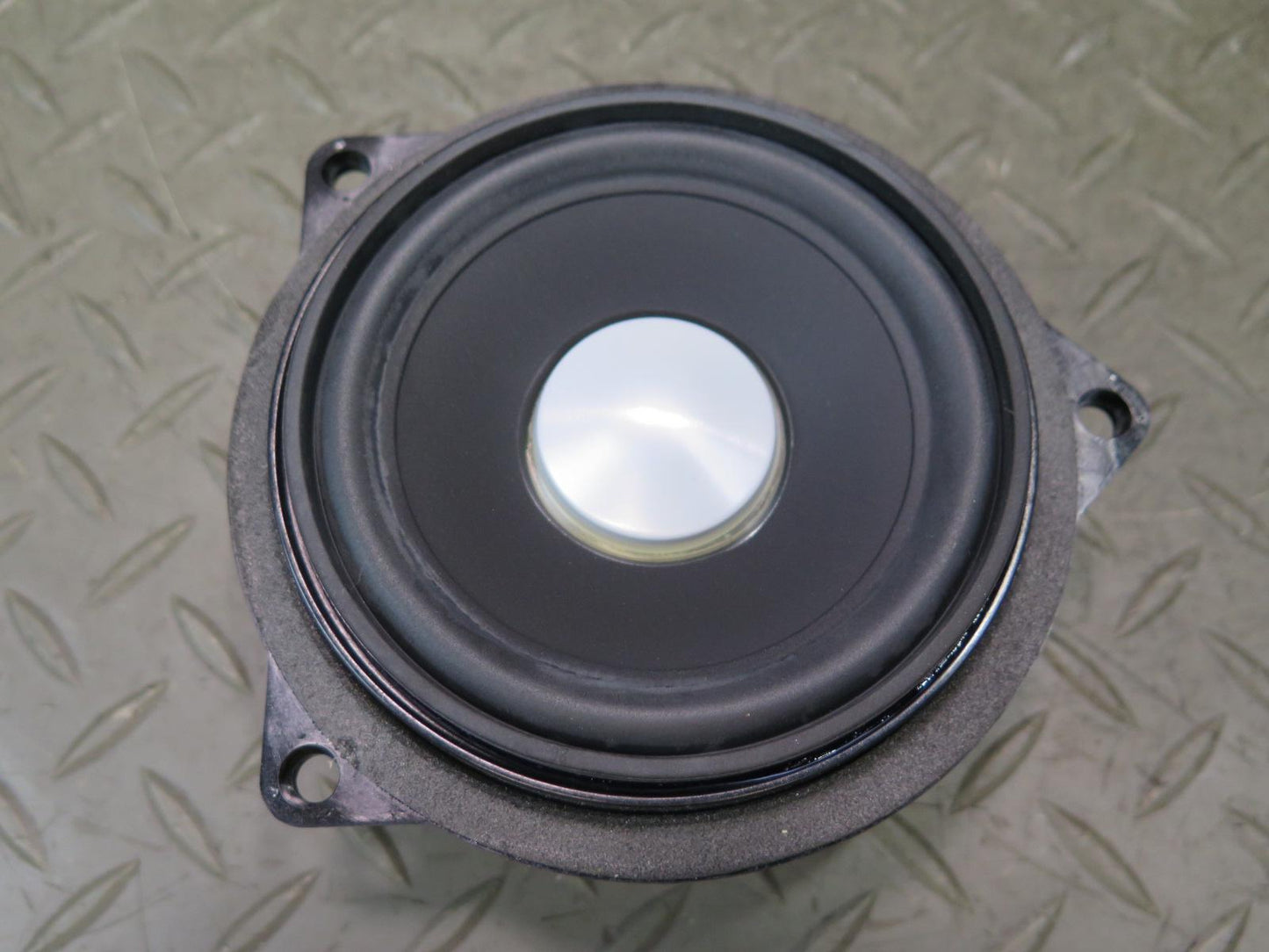 11-16 BMW F10 550iX Set of 2 Front Left & Right TOP Hi-fi MID Range Speaker
