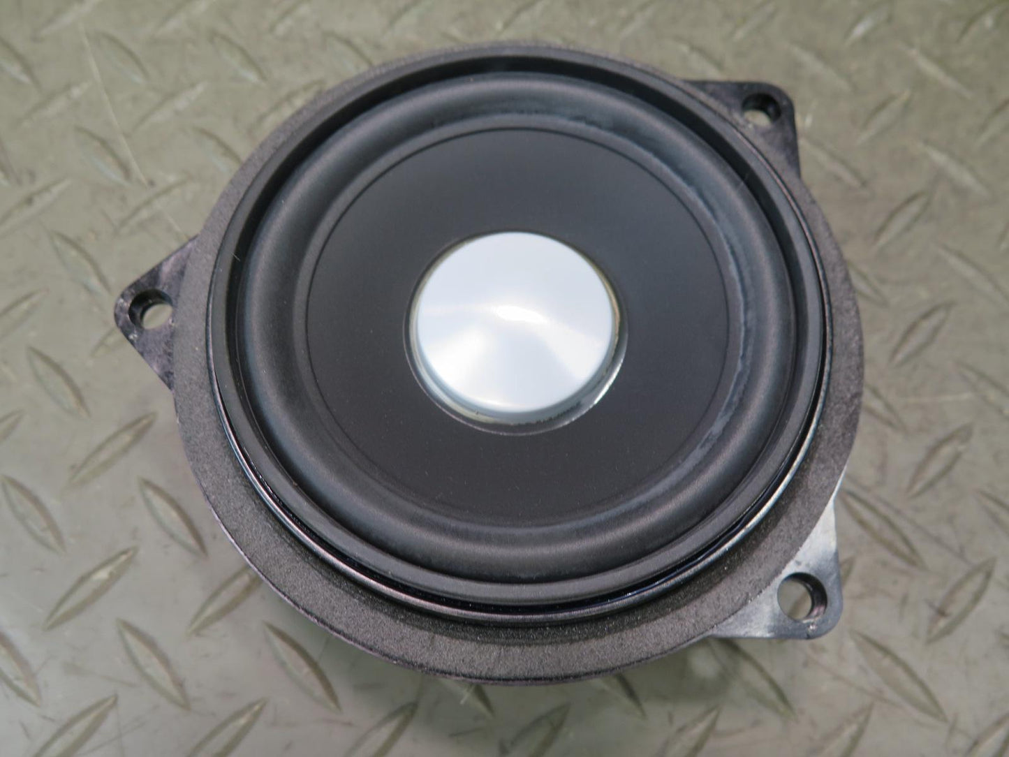 11-16 BMW F10 550iX Set of 2 Front Left & Right TOP Hi-fi MID Range Speaker