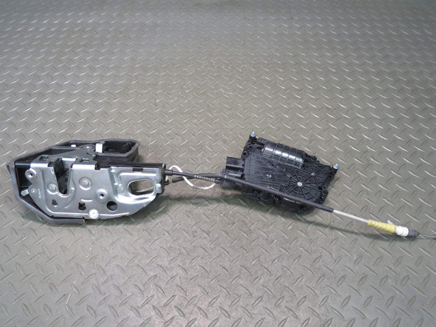 11-16 BMW F10 550iX Front Left Door Lock Latch Actuator w Soft Close OEM