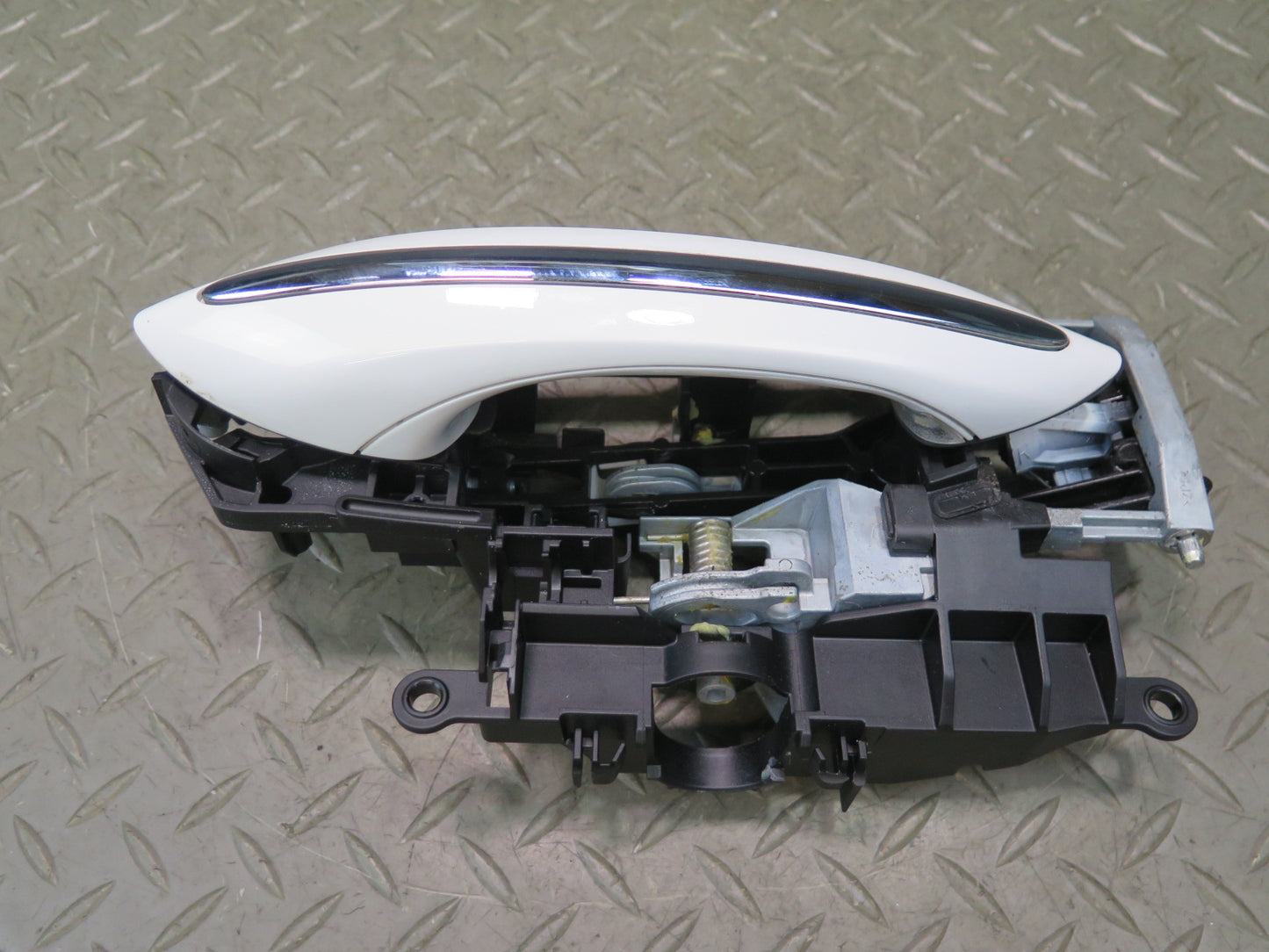 11-16 BMW F10 550iX Rear Right Door Exterior Handle w Keyless Entry OEM