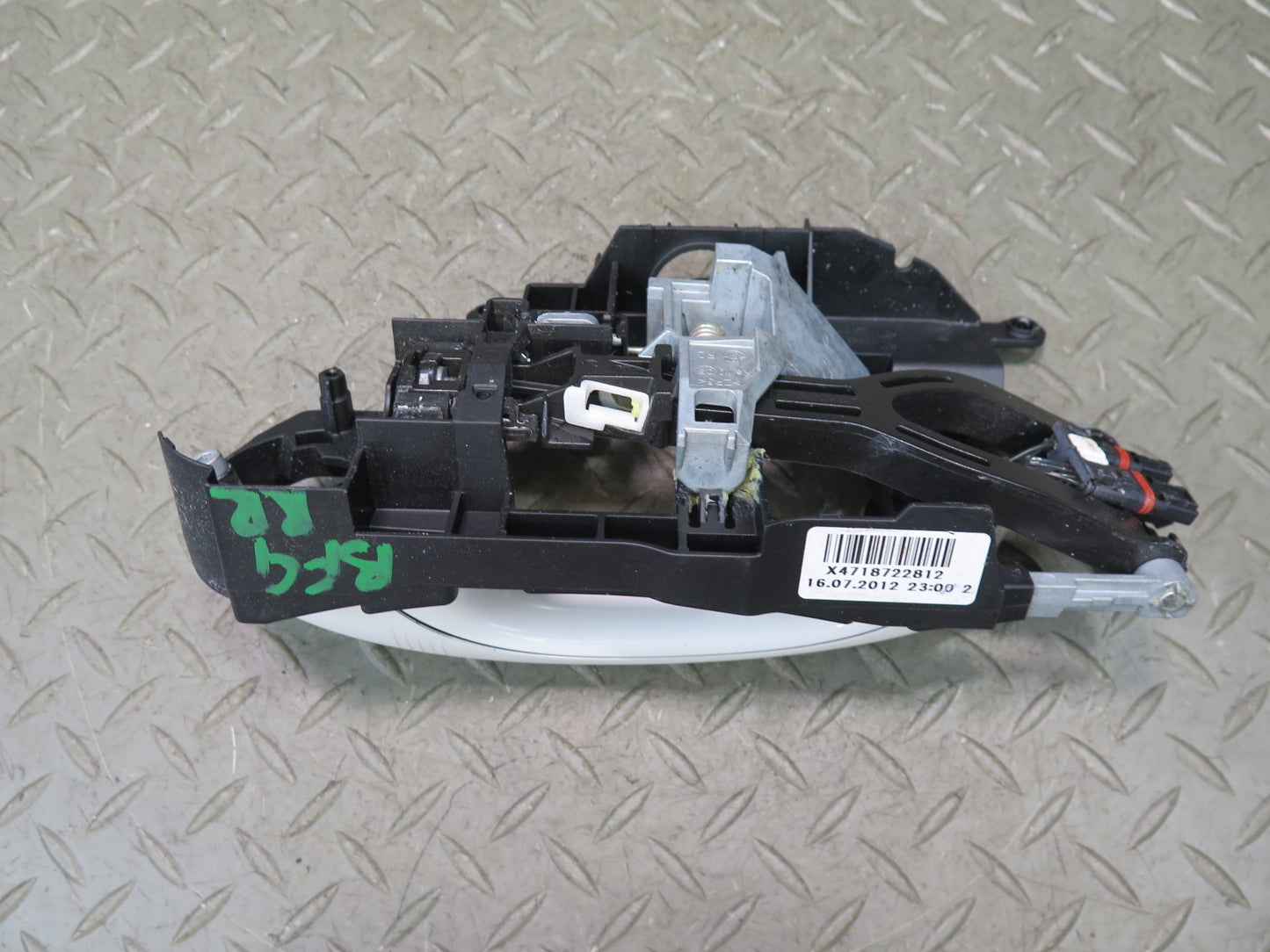 11-16 BMW F10 550iX Rear Right Door Exterior Handle w Keyless Entry OEM