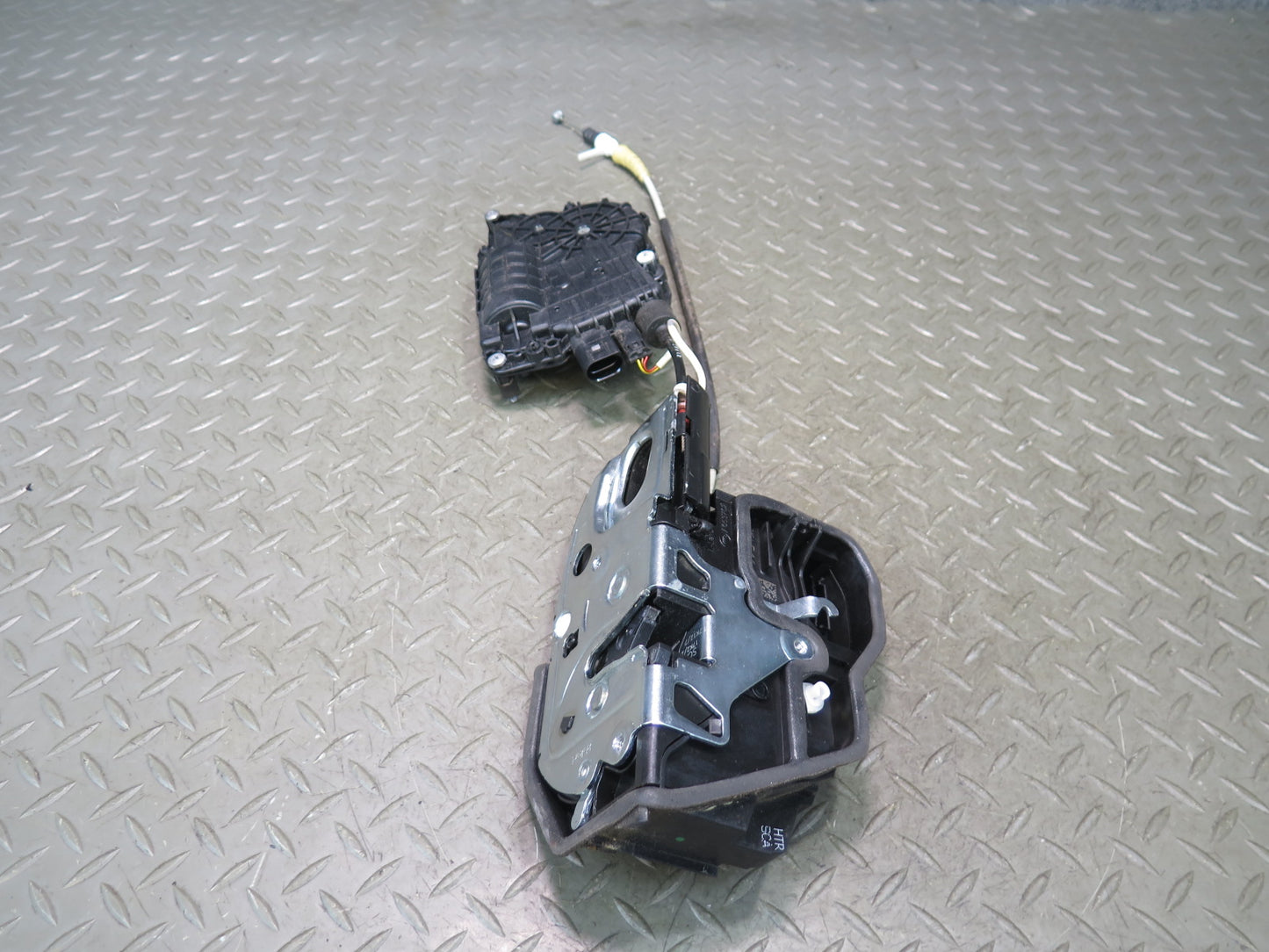 11-16 BMW F10 550iX Rear Right Door Lock Latch Actuator w Soft Close OEM