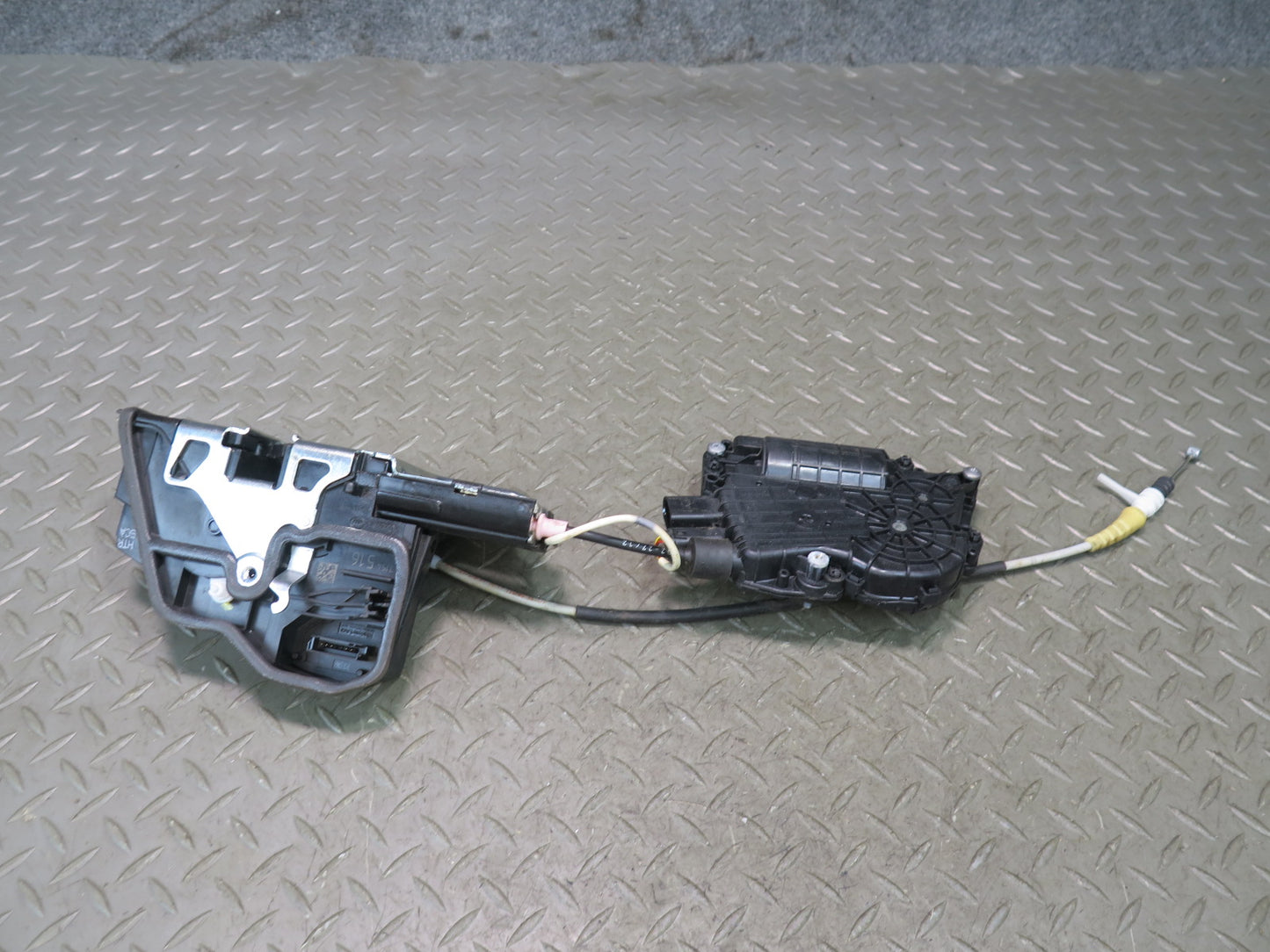 11-16 BMW F10 550iX Rear Right Door Lock Latch Actuator w Soft Close OEM