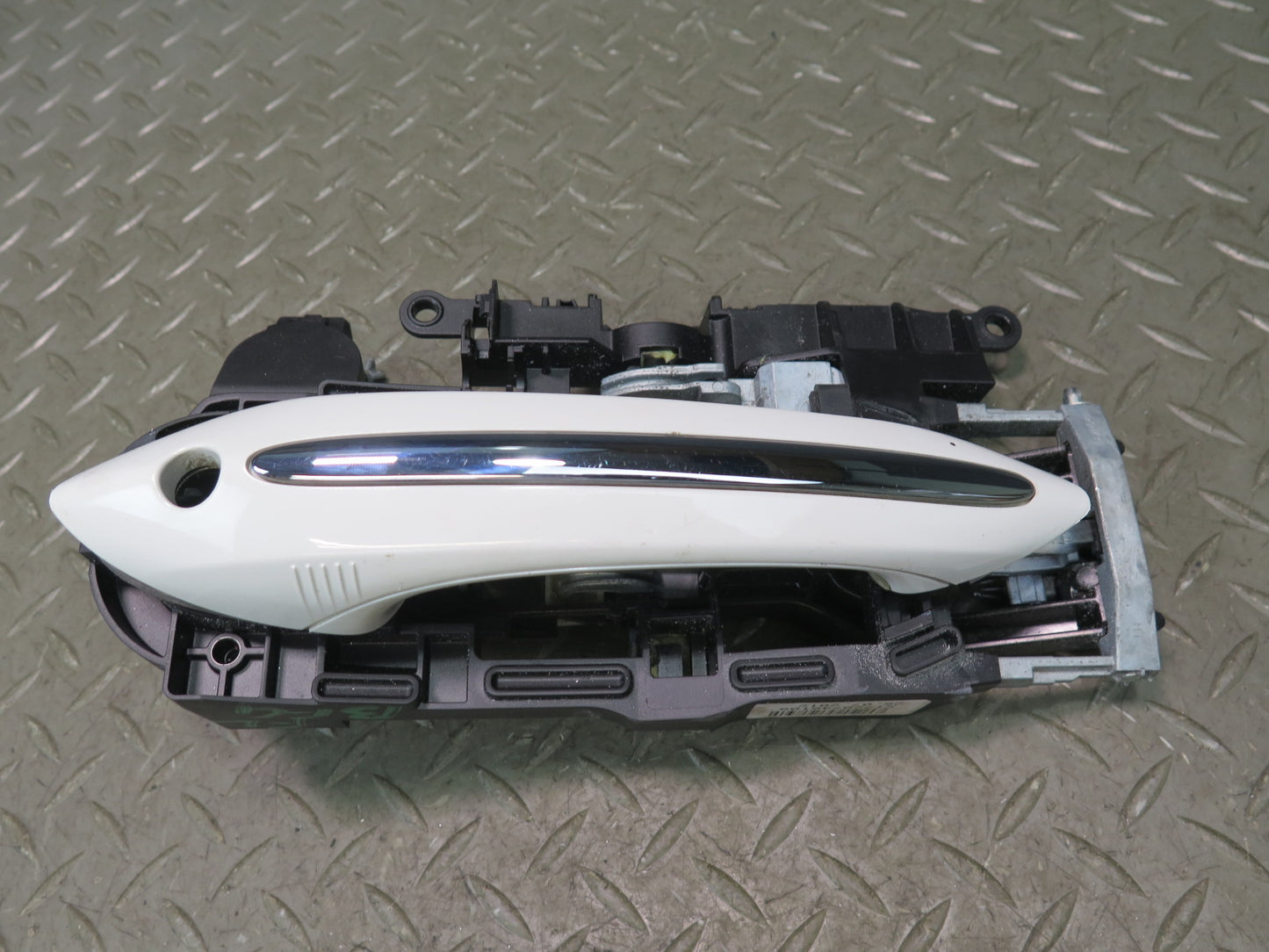 11-16 BMW F10 550iX Front Left Door Exterior Handle w Keyless Entry OEM