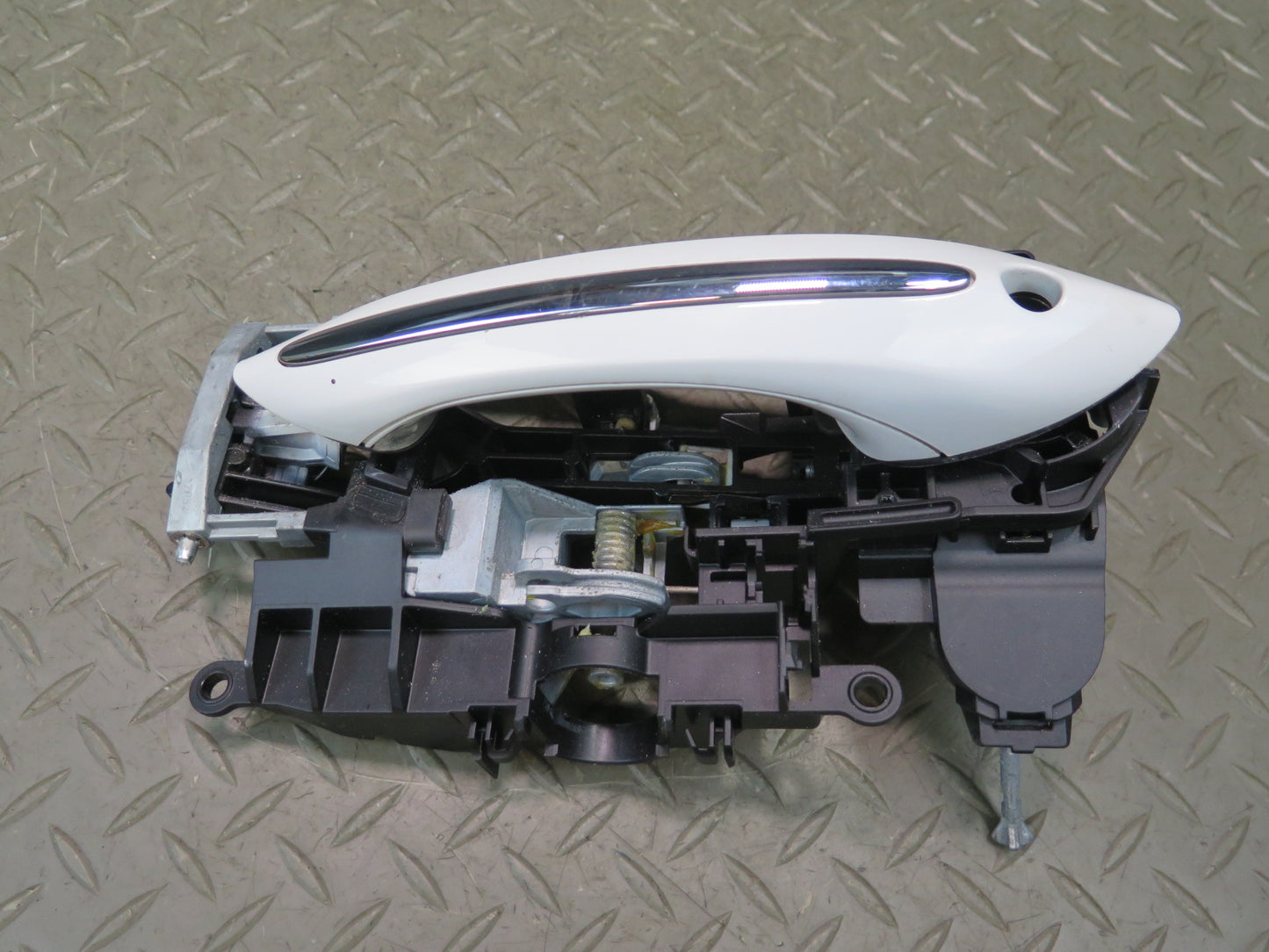 11-16 BMW F10 550iX Front Left Door Exterior Handle w Keyless Entry OEM