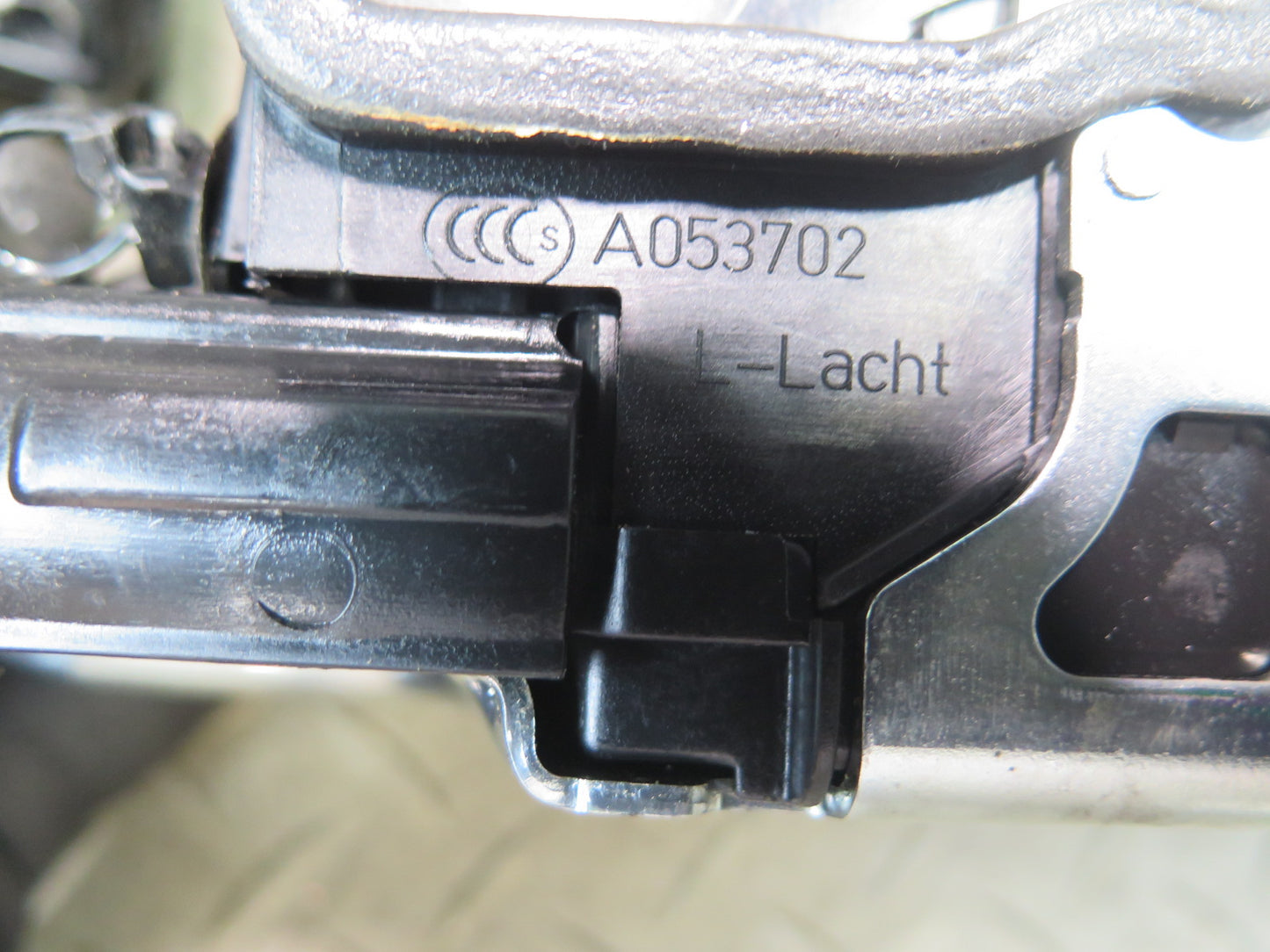 11-16 BMW F10 550iX Front Right Door Lock Latch Actuator w Soft Close OEM