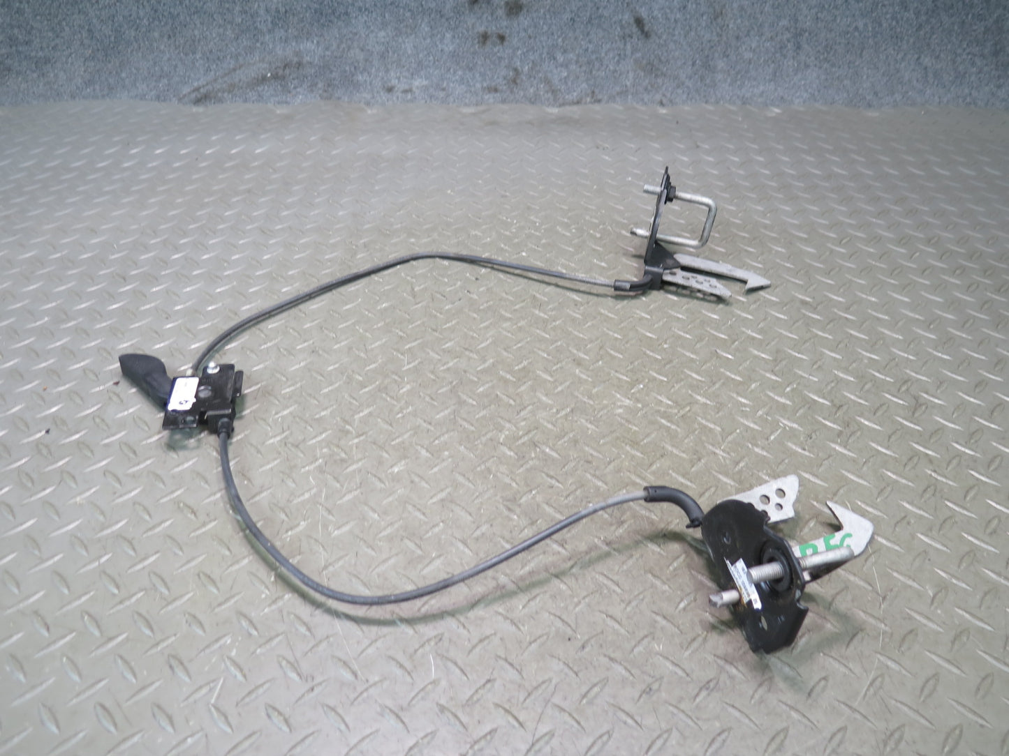 11-16 BMW F10 550iX Front Left & Right Hood Lock Latch w Release Handle Assy OEM