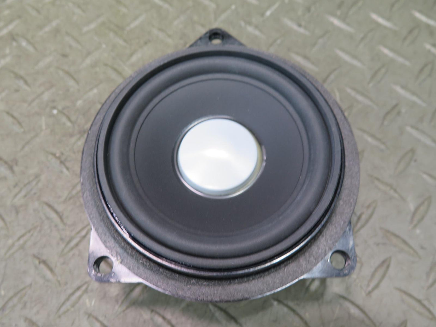11-16 BMW F10 550iX Set of 2 Rear Left & Right MID Range Speaker OEM