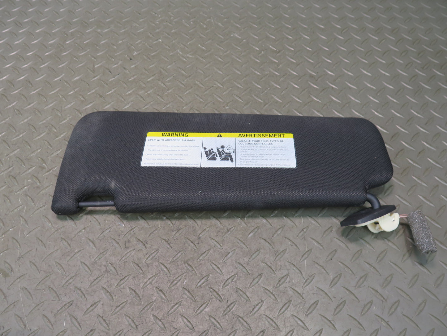 11-16 BMW F10 550iX Set of 2 Front Left & Right Sun Visor Black OEM