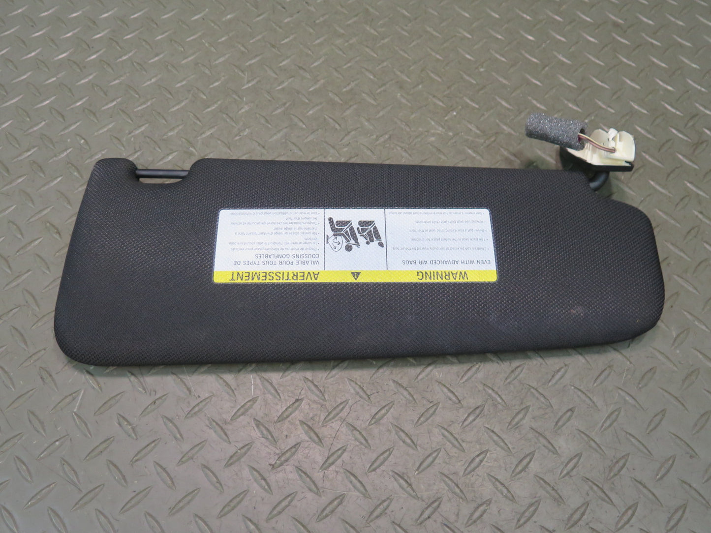 11-16 BMW F10 550iX Set of 2 Front Left & Right Sun Visor Black OEM