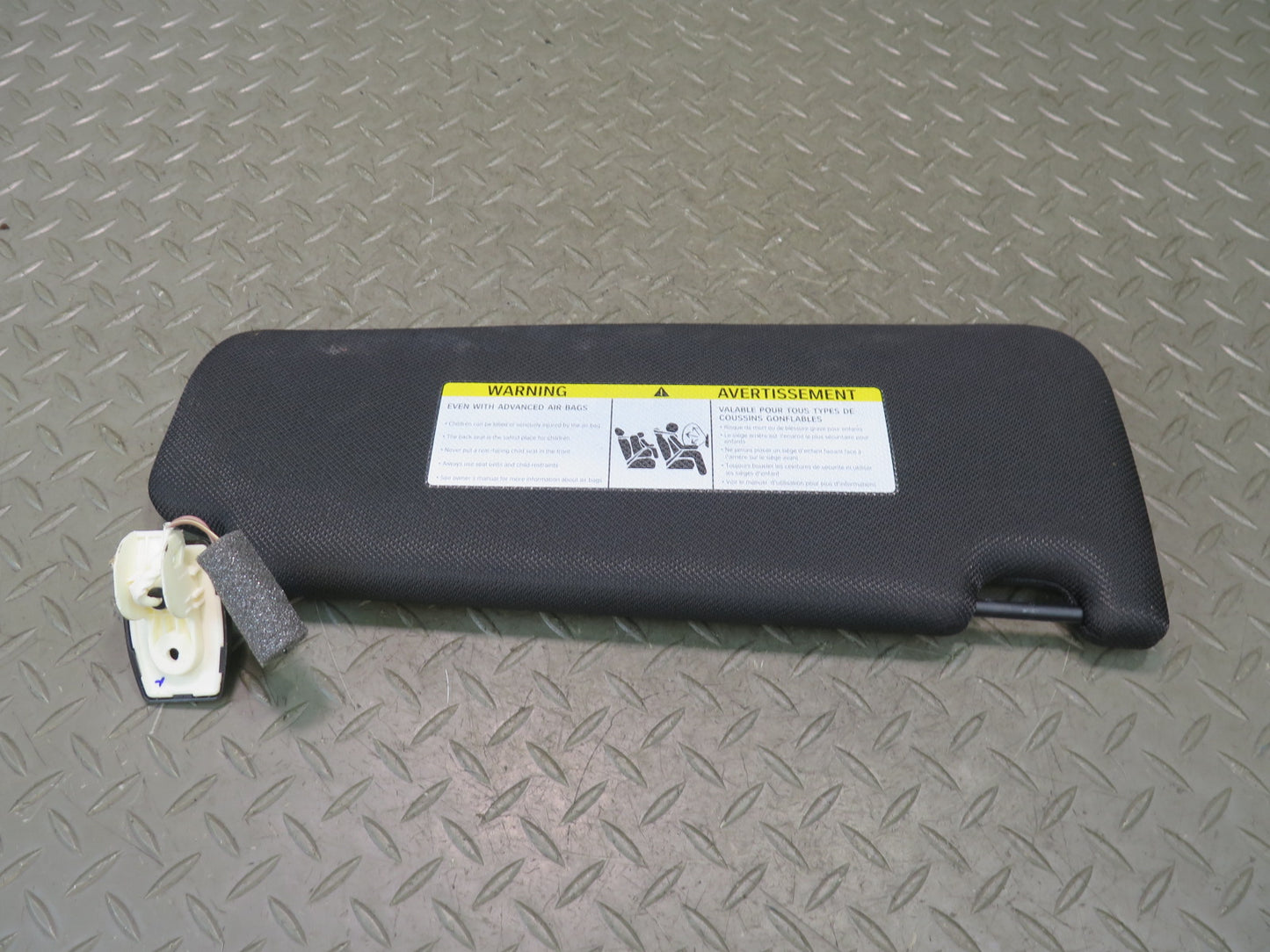 11-16 BMW F10 550iX Set of 2 Front Left & Right Sun Visor Black OEM