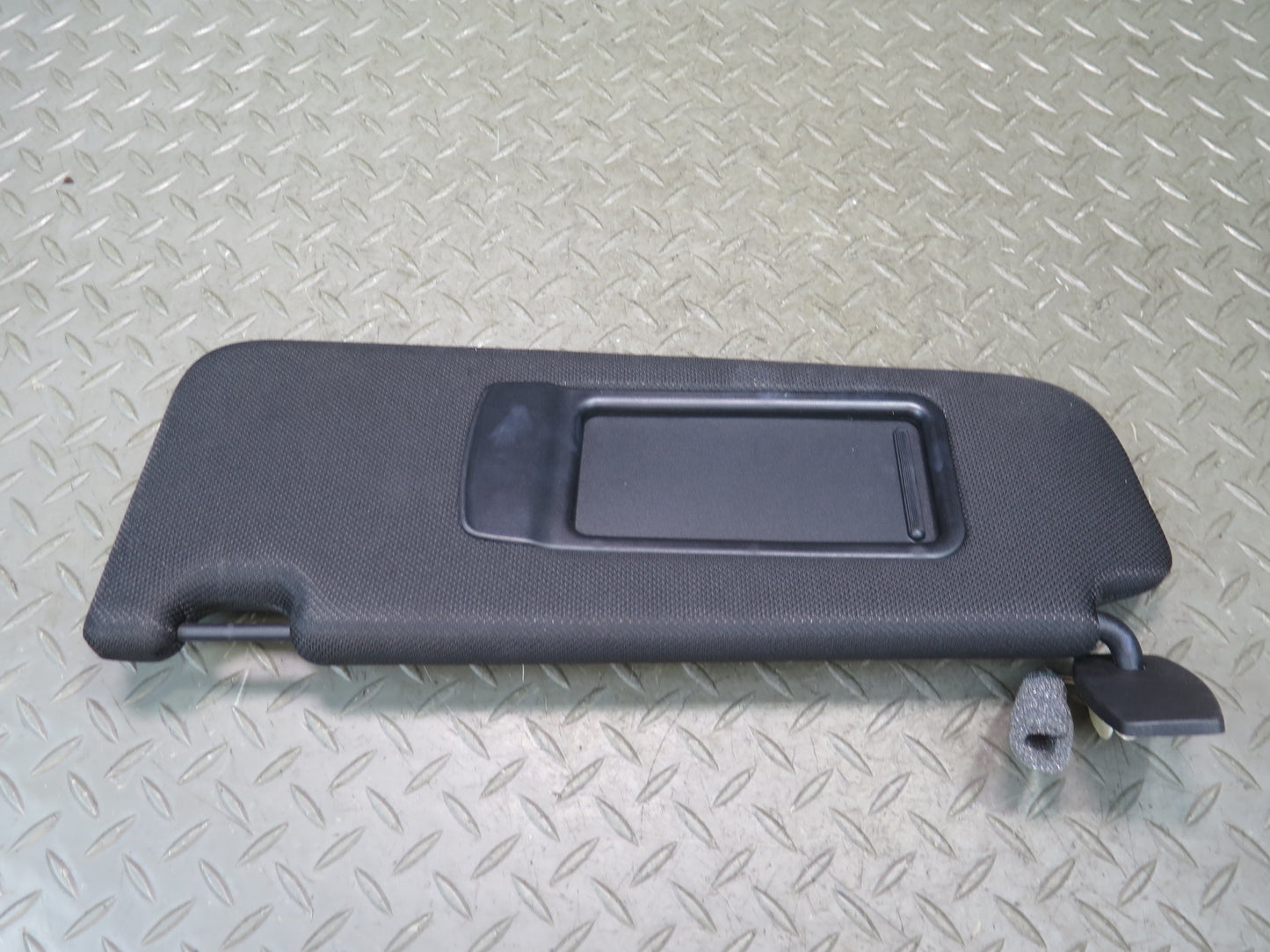 11-16 BMW F10 550iX Set of 2 Front Left & Right Sun Visor Black OEM