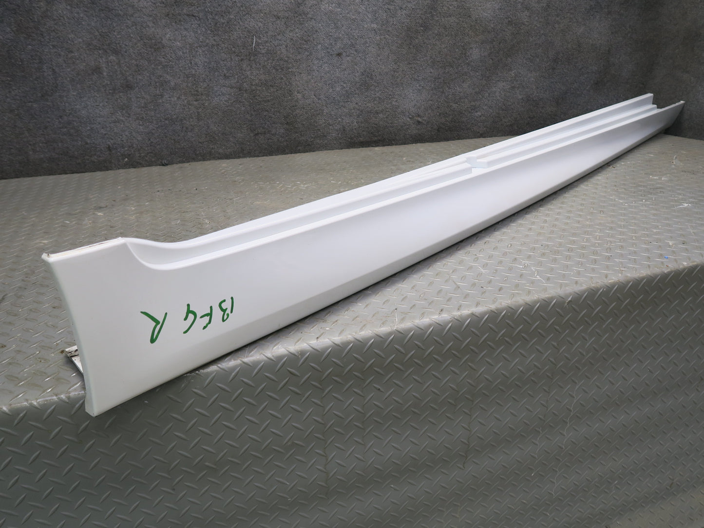 11-16 BMW F10 550iX M Sport Right Side Skirt Rocker Panel Lower Molding OEM