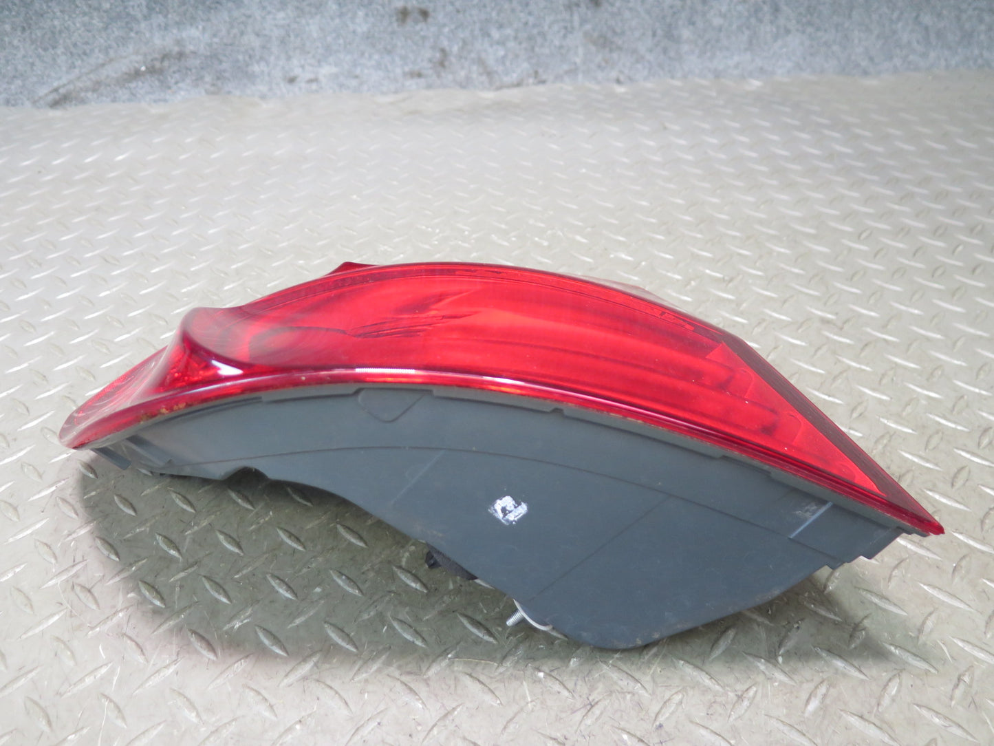 11-13 BMW F10 550I 535I 528I Sedan Rear Left Outer Tail Light Lamp OEM