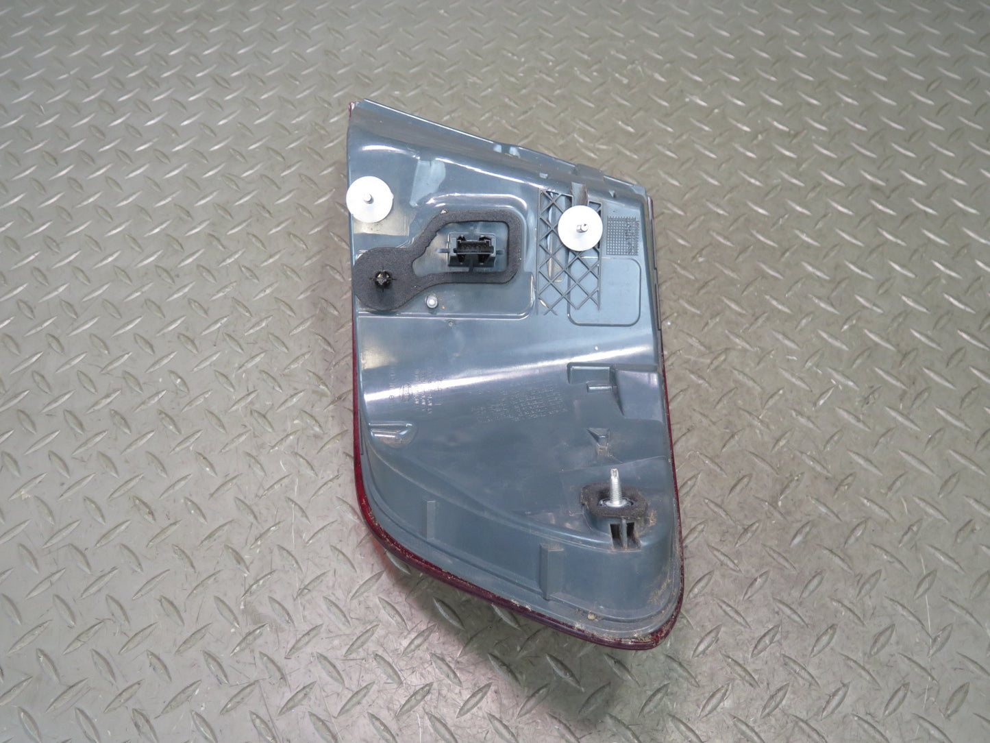 11-13 BMW F10 550I 535I 528I Sedan Rear Left Outer Tail Light Lamp OEM