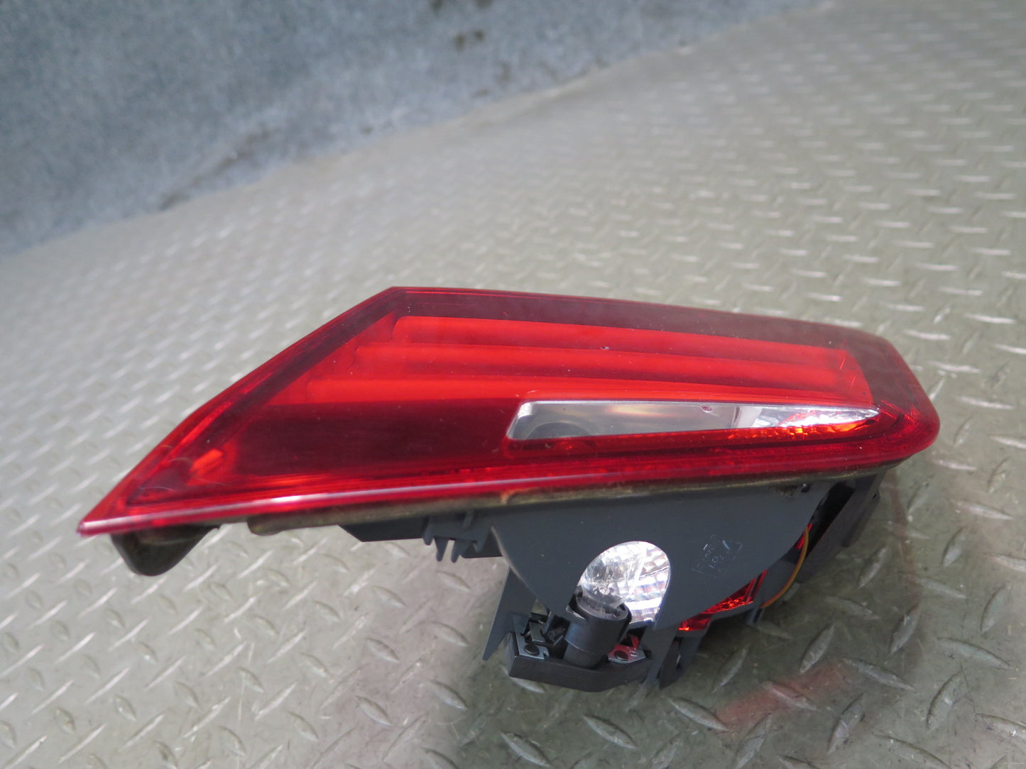 11-13 BMW F10 550iX Sedan Set of 2 Rear Left & Right Inner Tail Light Lamp OEM