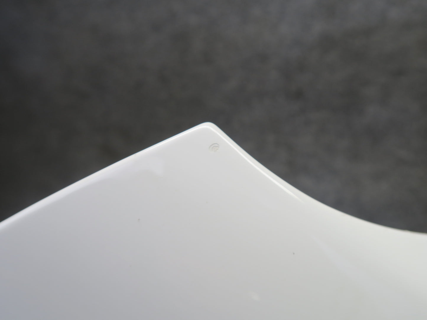 11-16 BMW F10 550iX Front Right Fender Shell Panel Cover Alpine White OEM